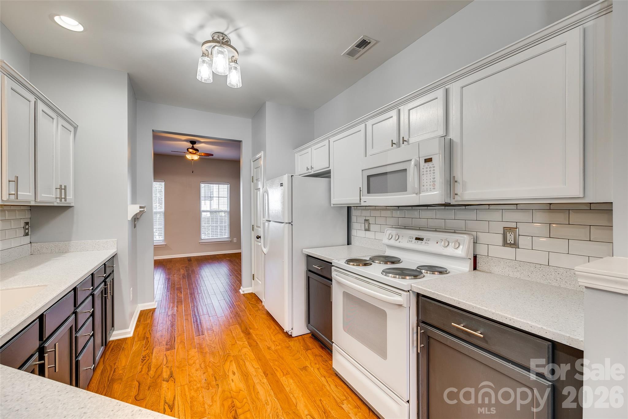 618 Bayou Circle