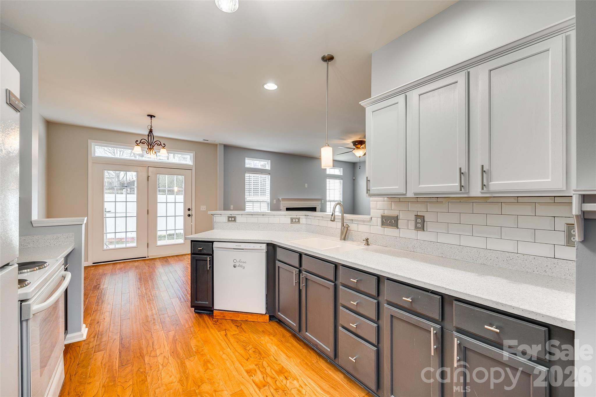 618 Bayou Circle