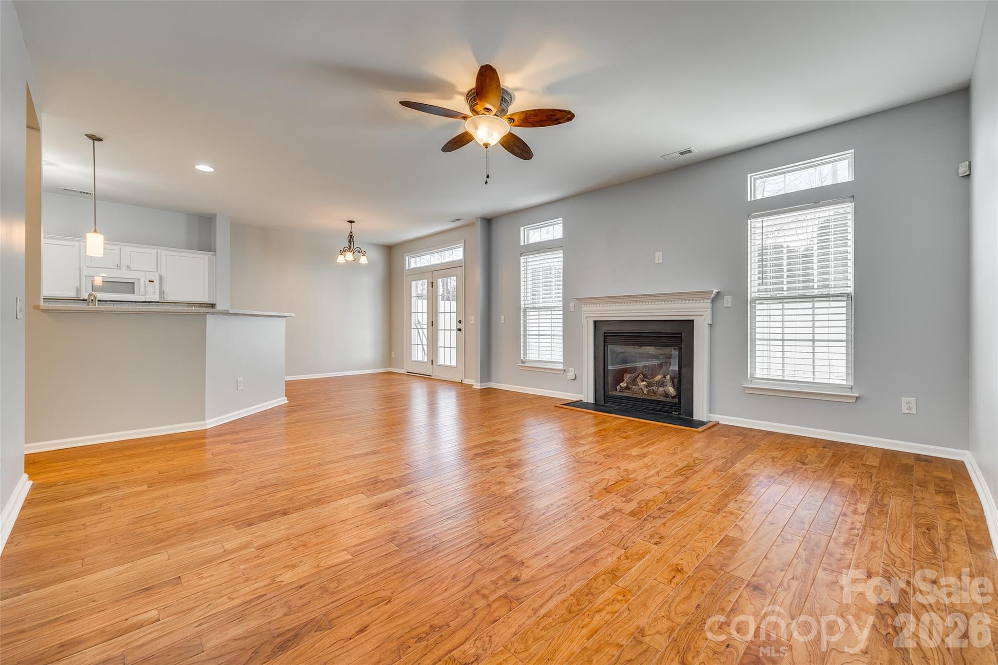 618 Bayou Circle