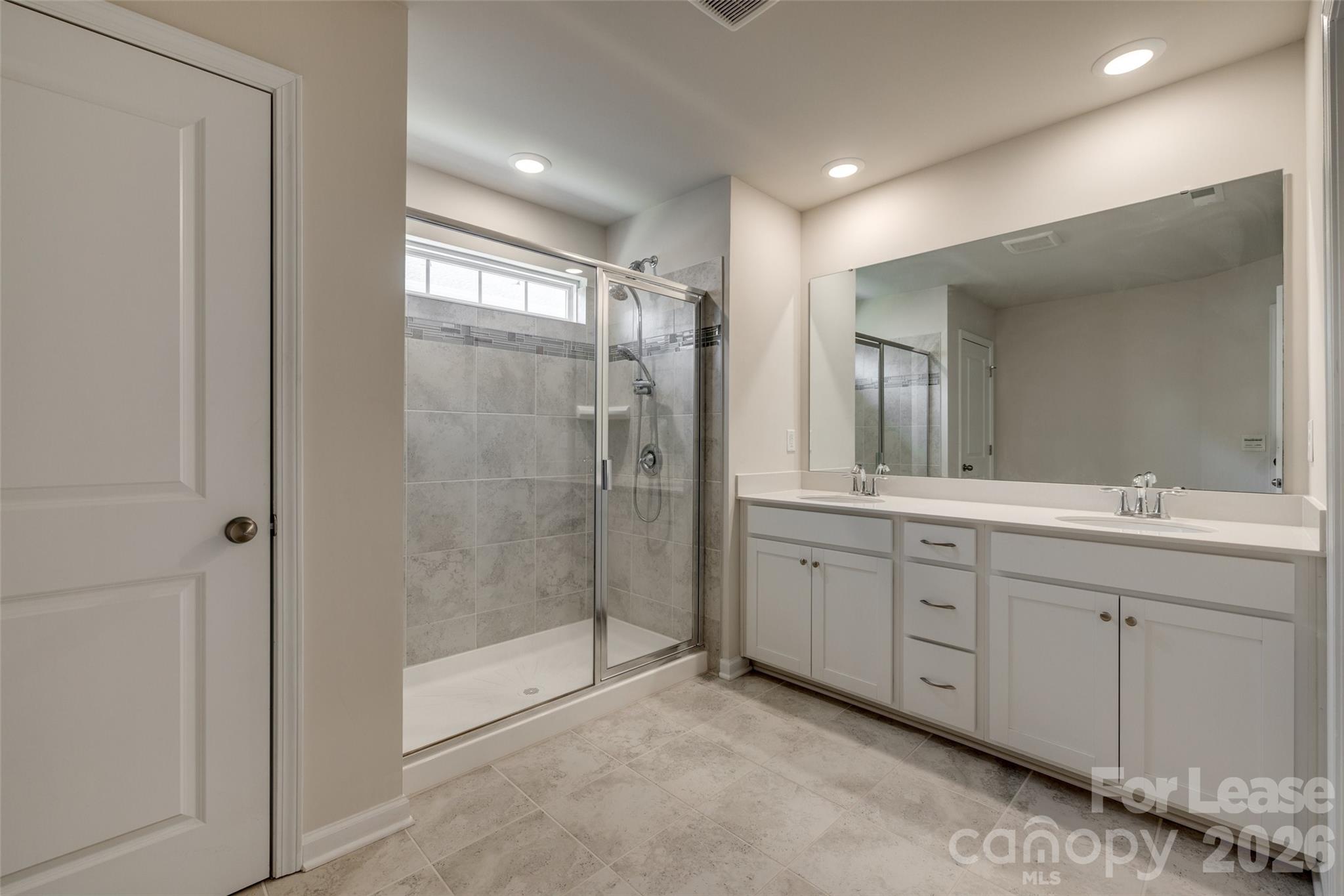 807 Gable Oak Lane
