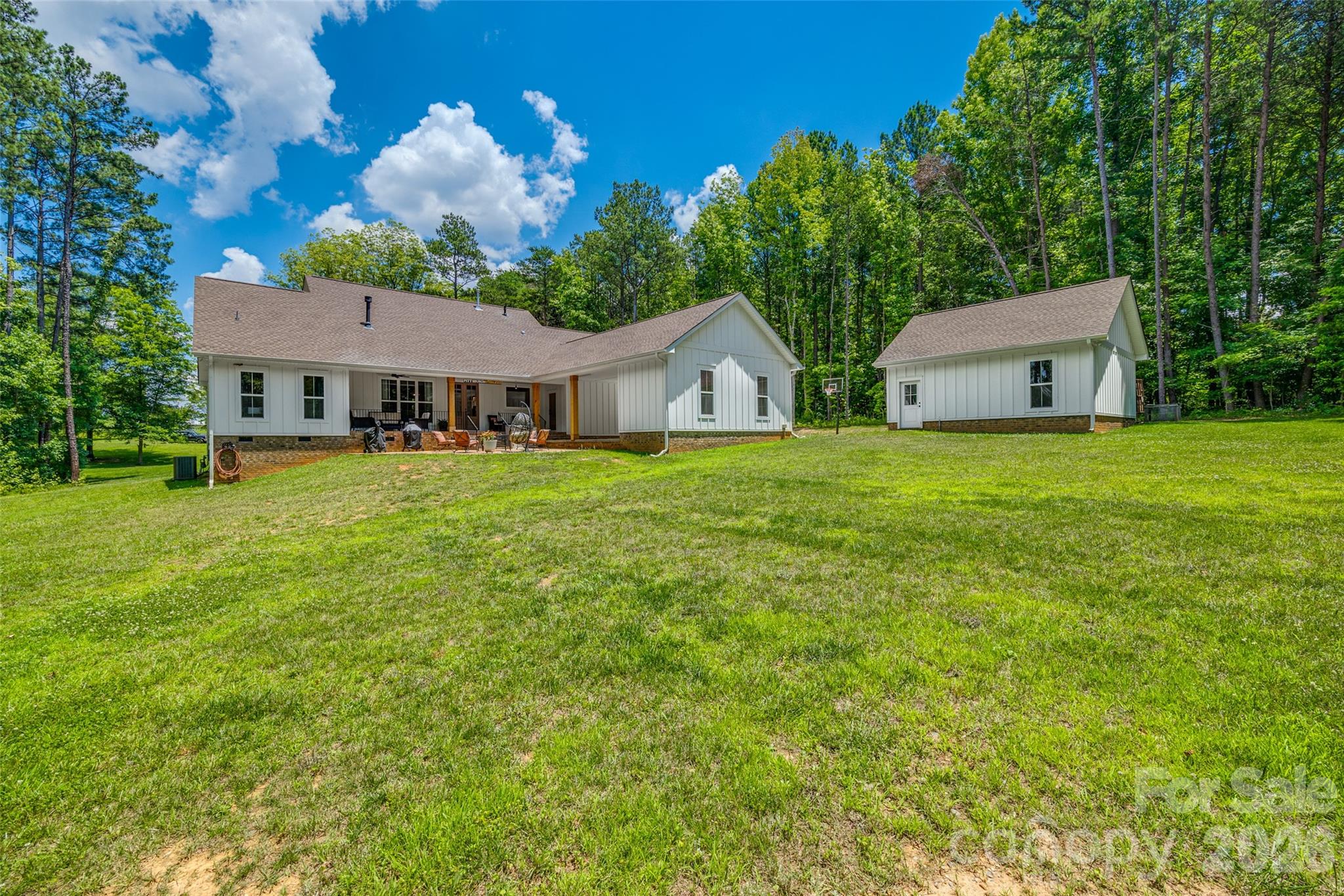 2481 Highway 161 Highway S