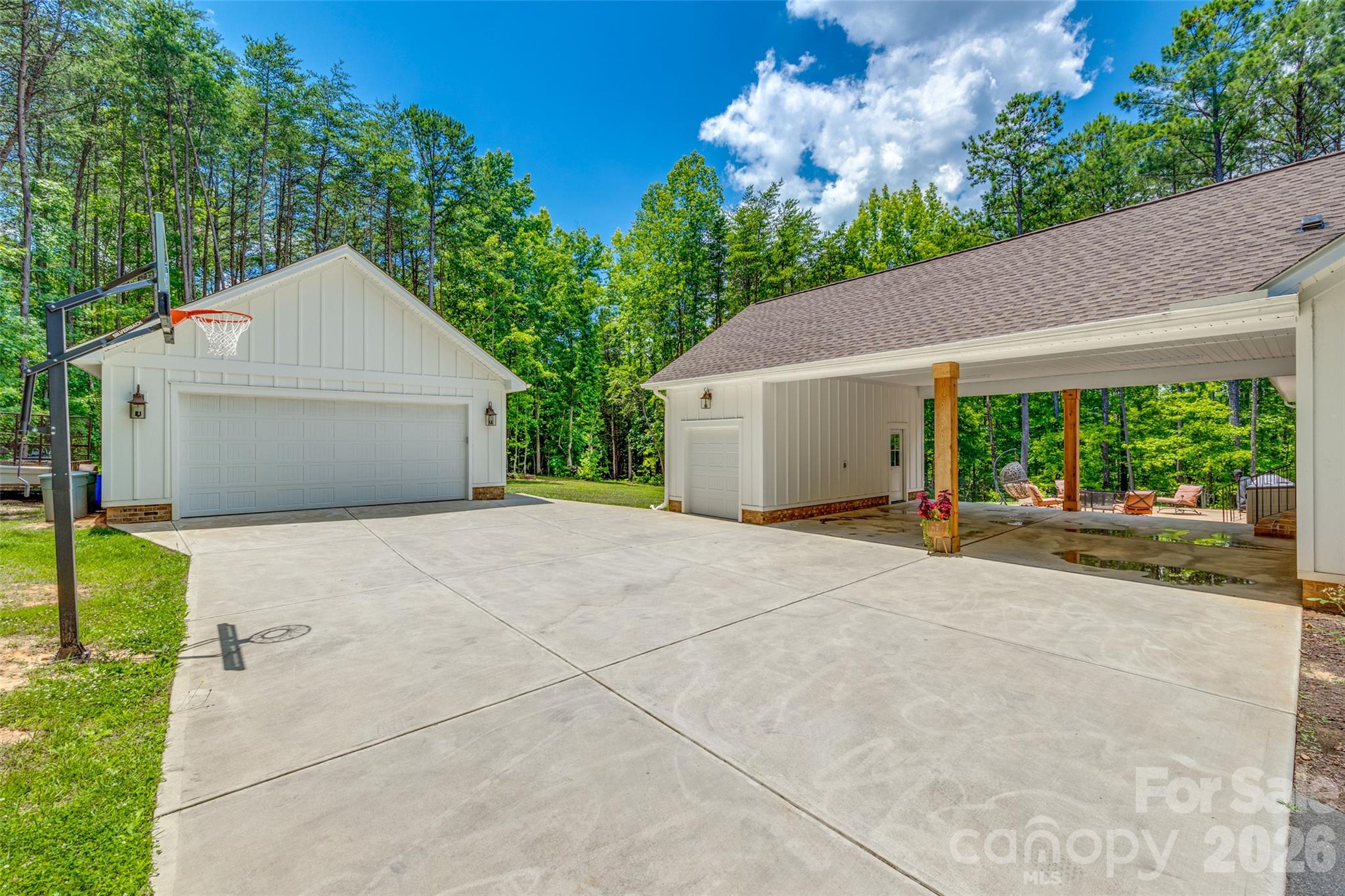 2481 Highway 161 Highway S