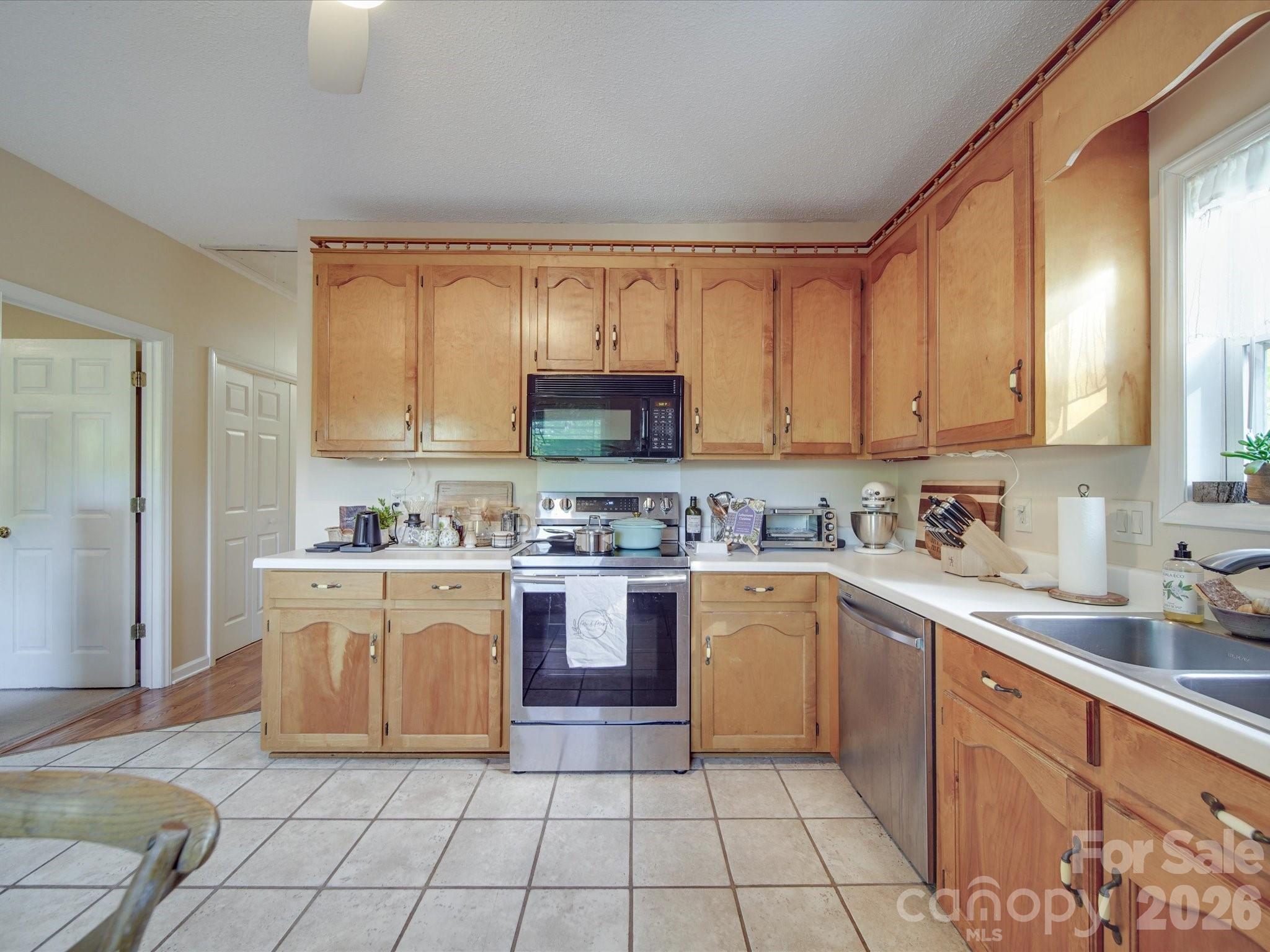 215 6th Street