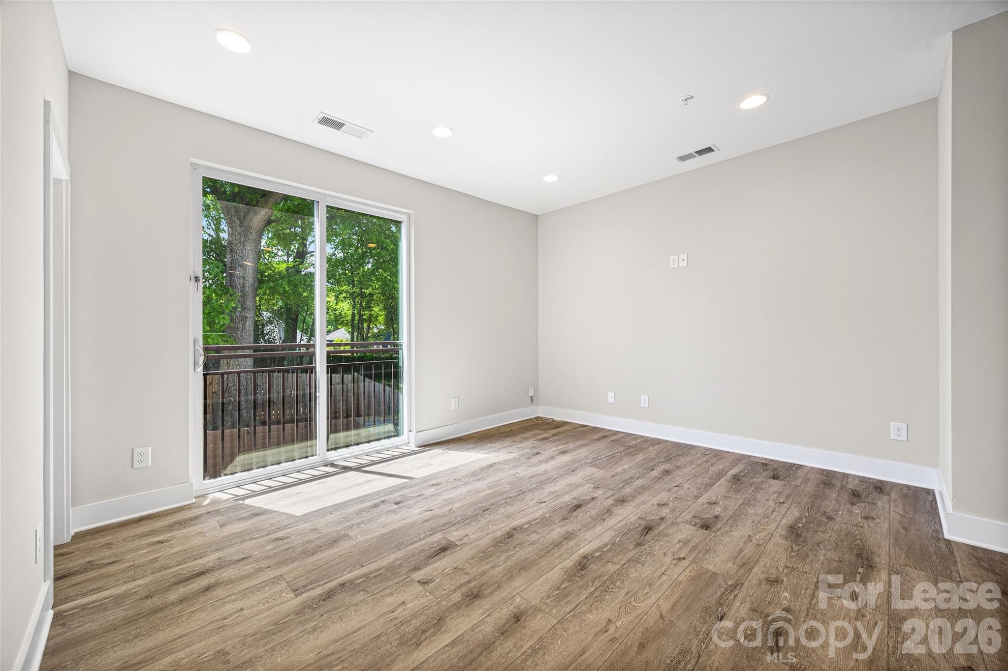 840 E 18th Street Unit: D
