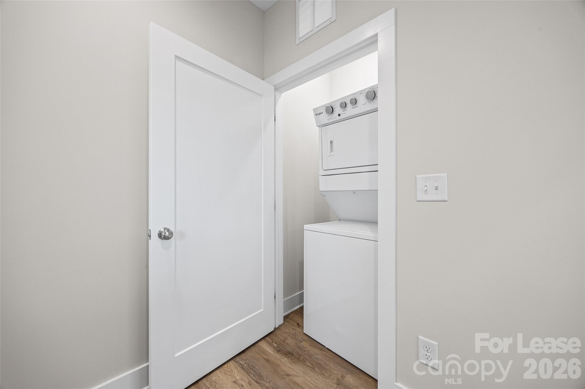 840 E 18th Street Unit: D