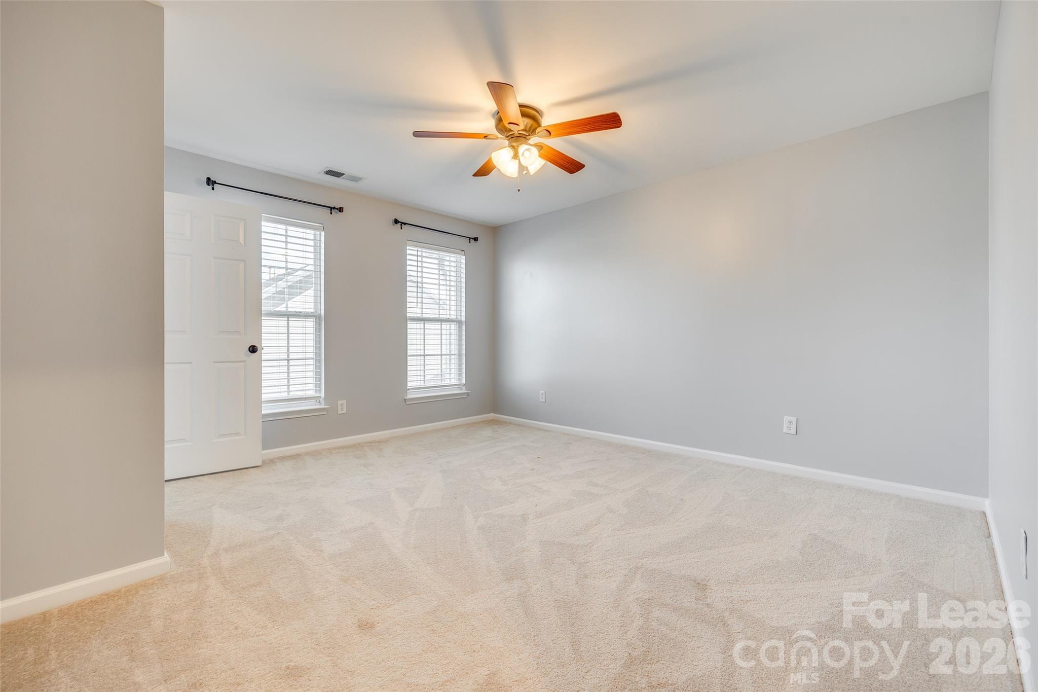 618 Bayou Circle