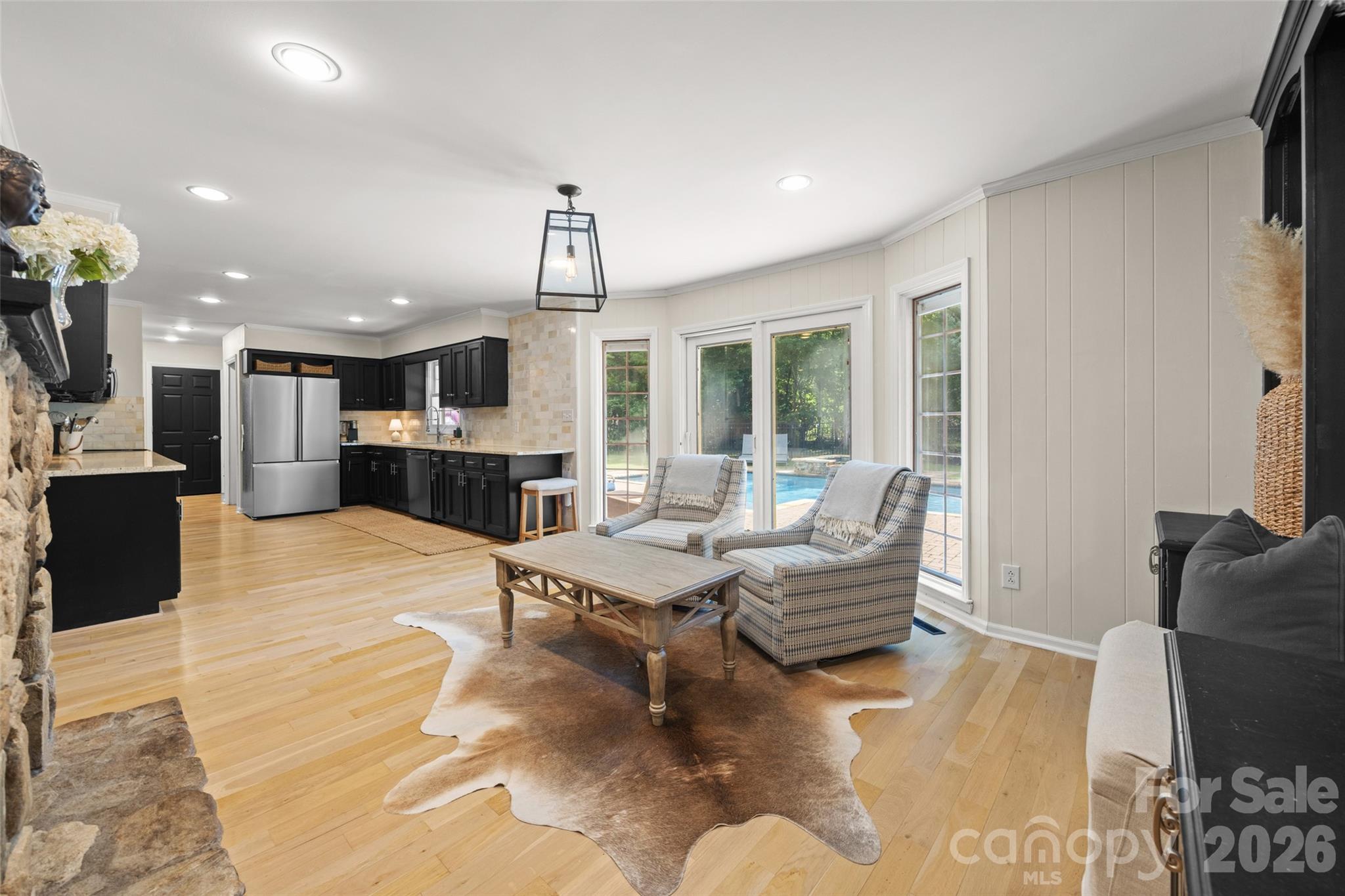 2 Pine Point Road