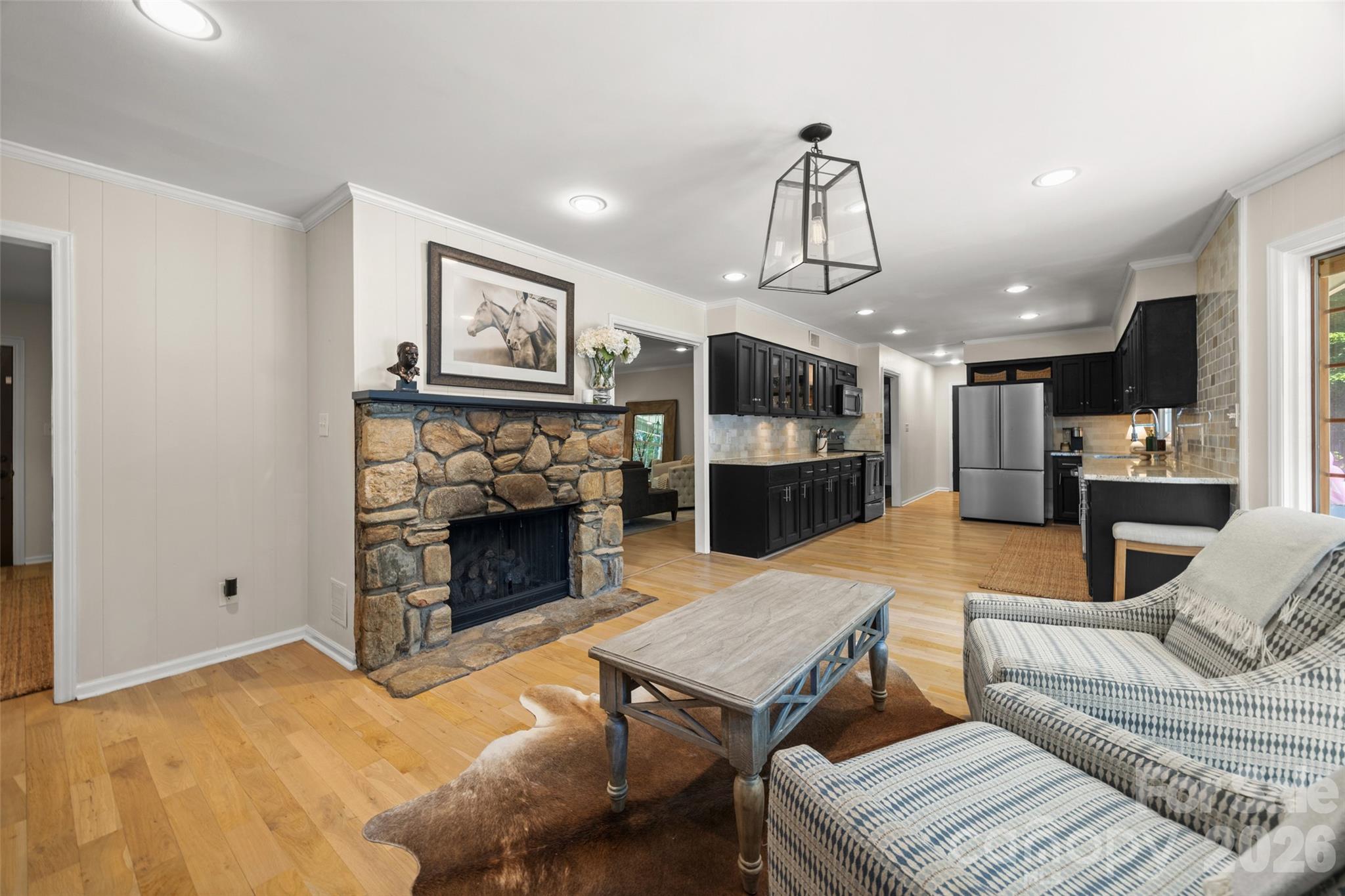 2 Pine Point Road