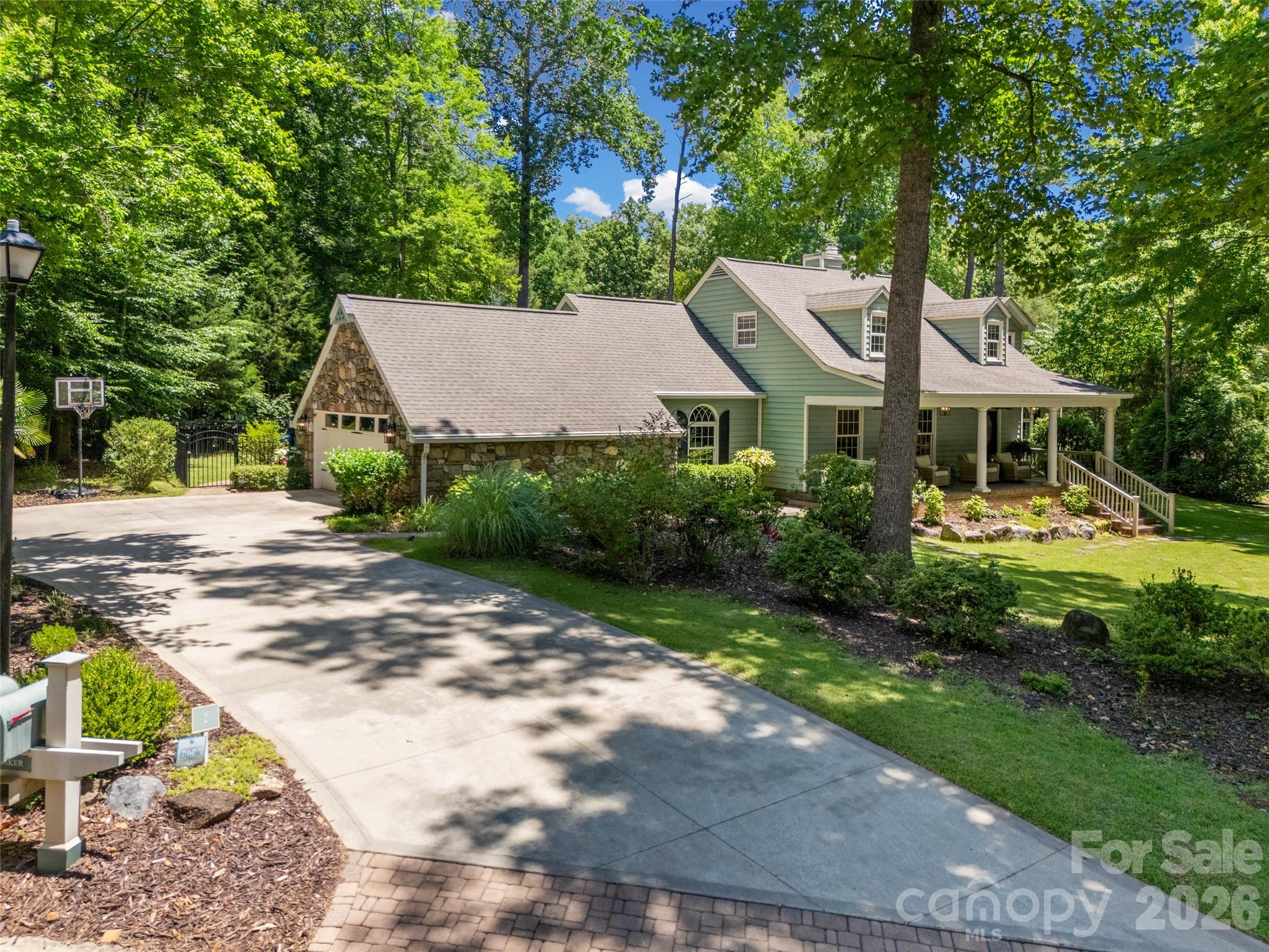2 Pine Point Road