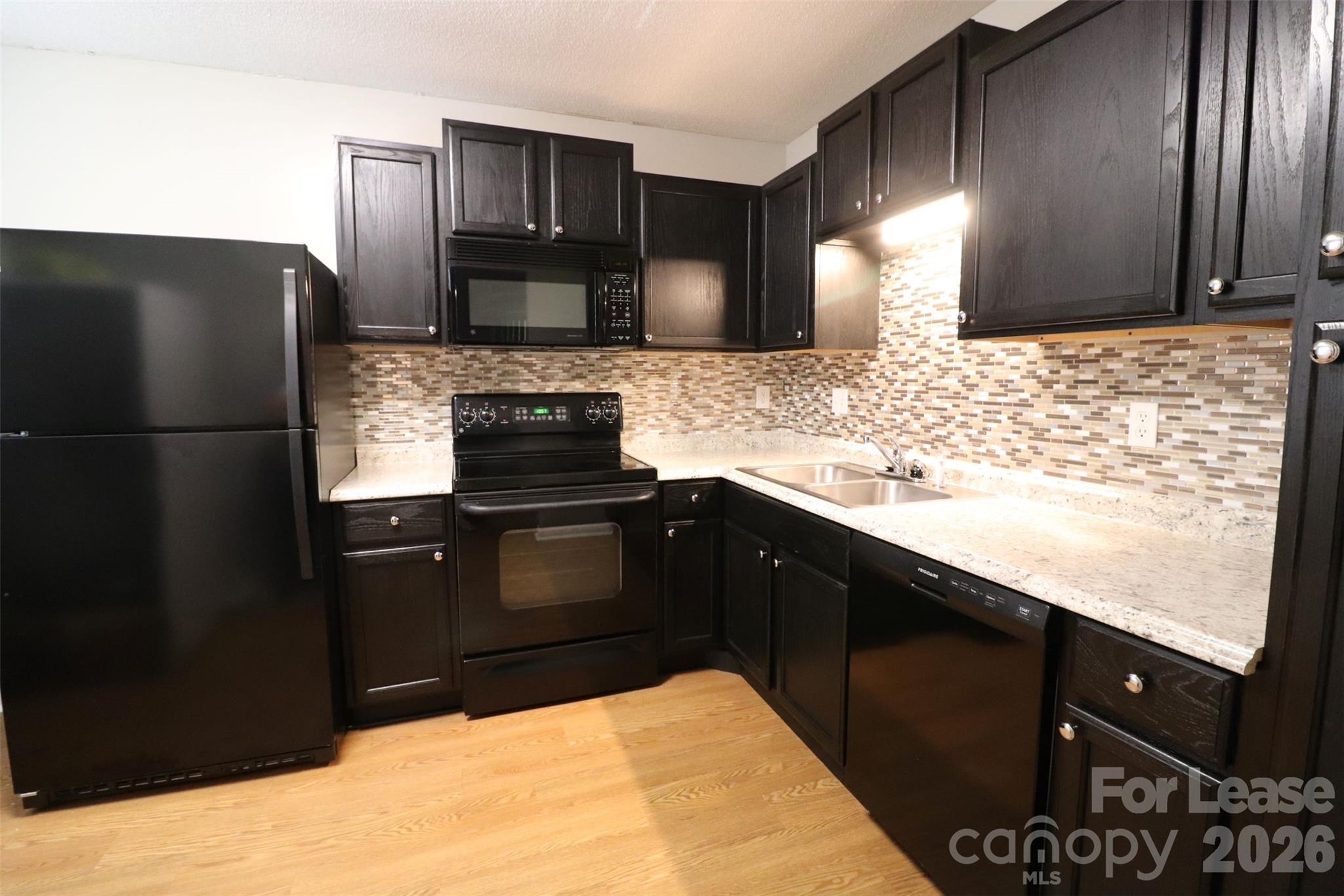 1472 Riverwood Court