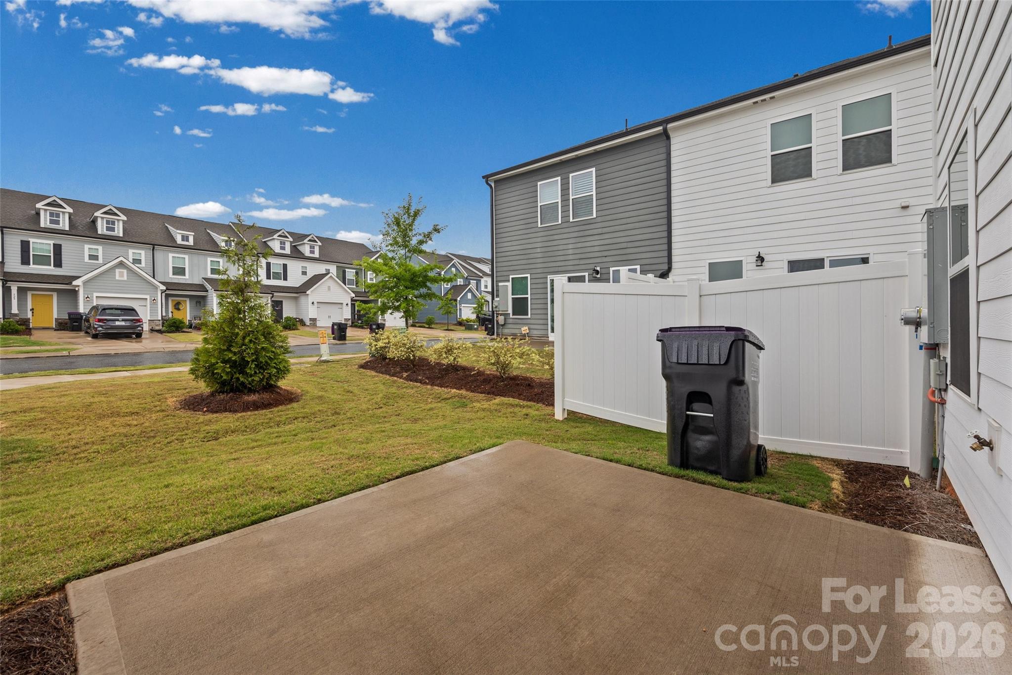 328 Drawbar Drive