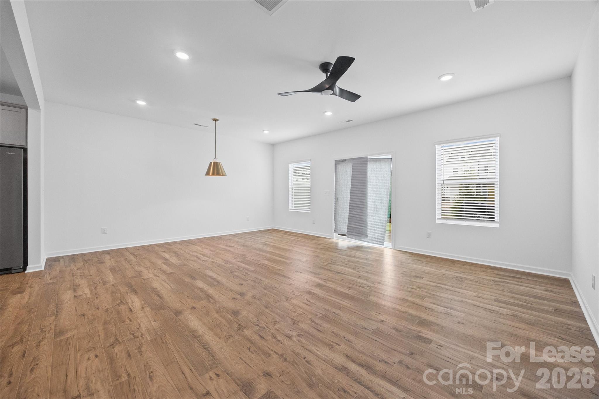 328 Drawbar Drive