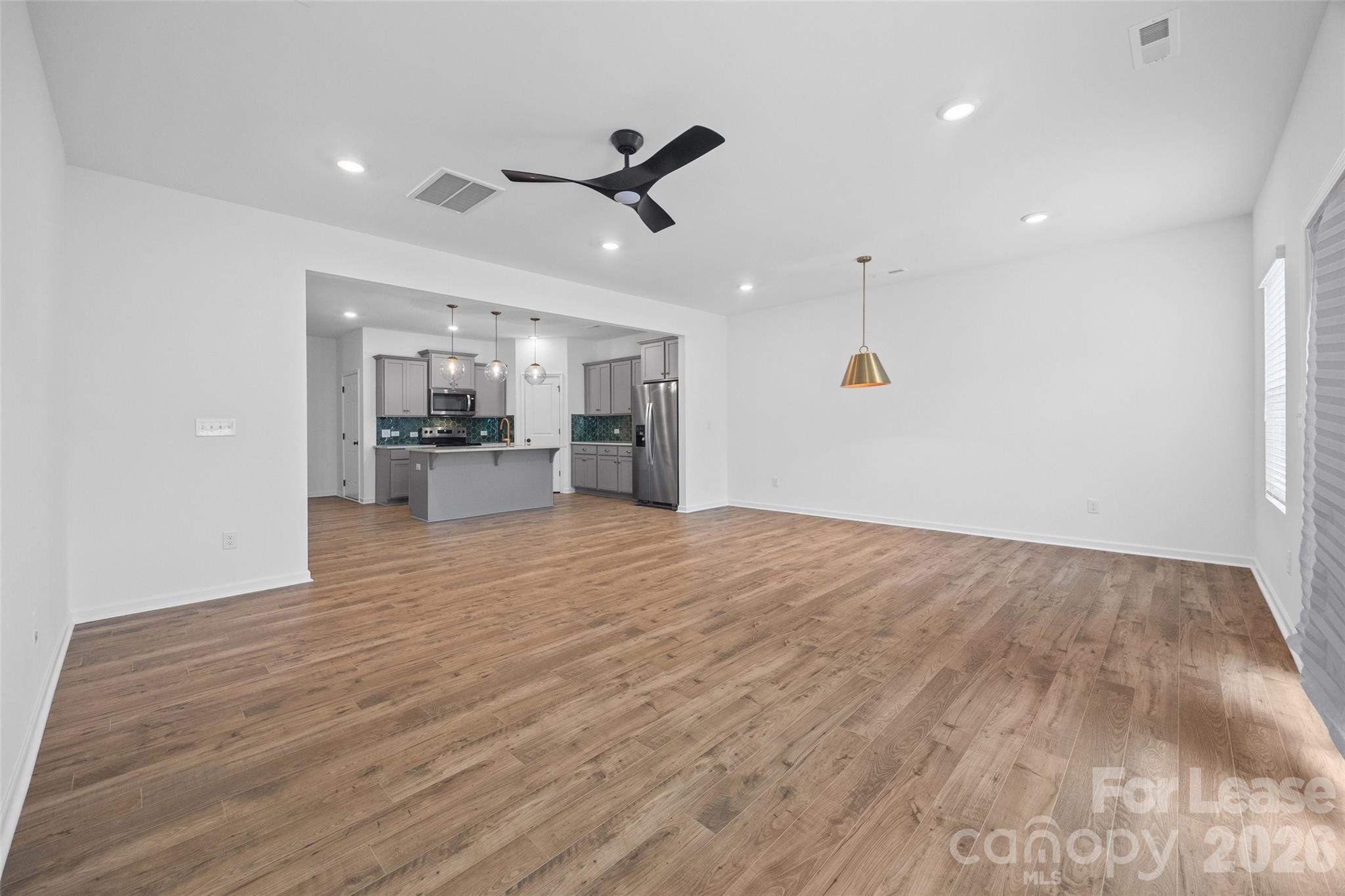 328 Drawbar Drive