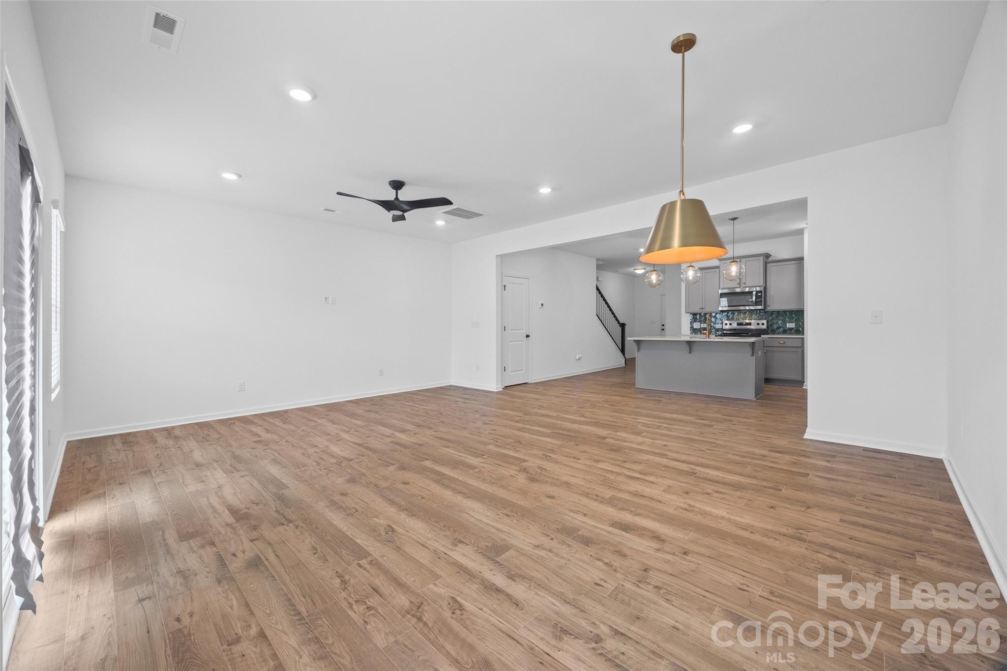 328 Drawbar Drive