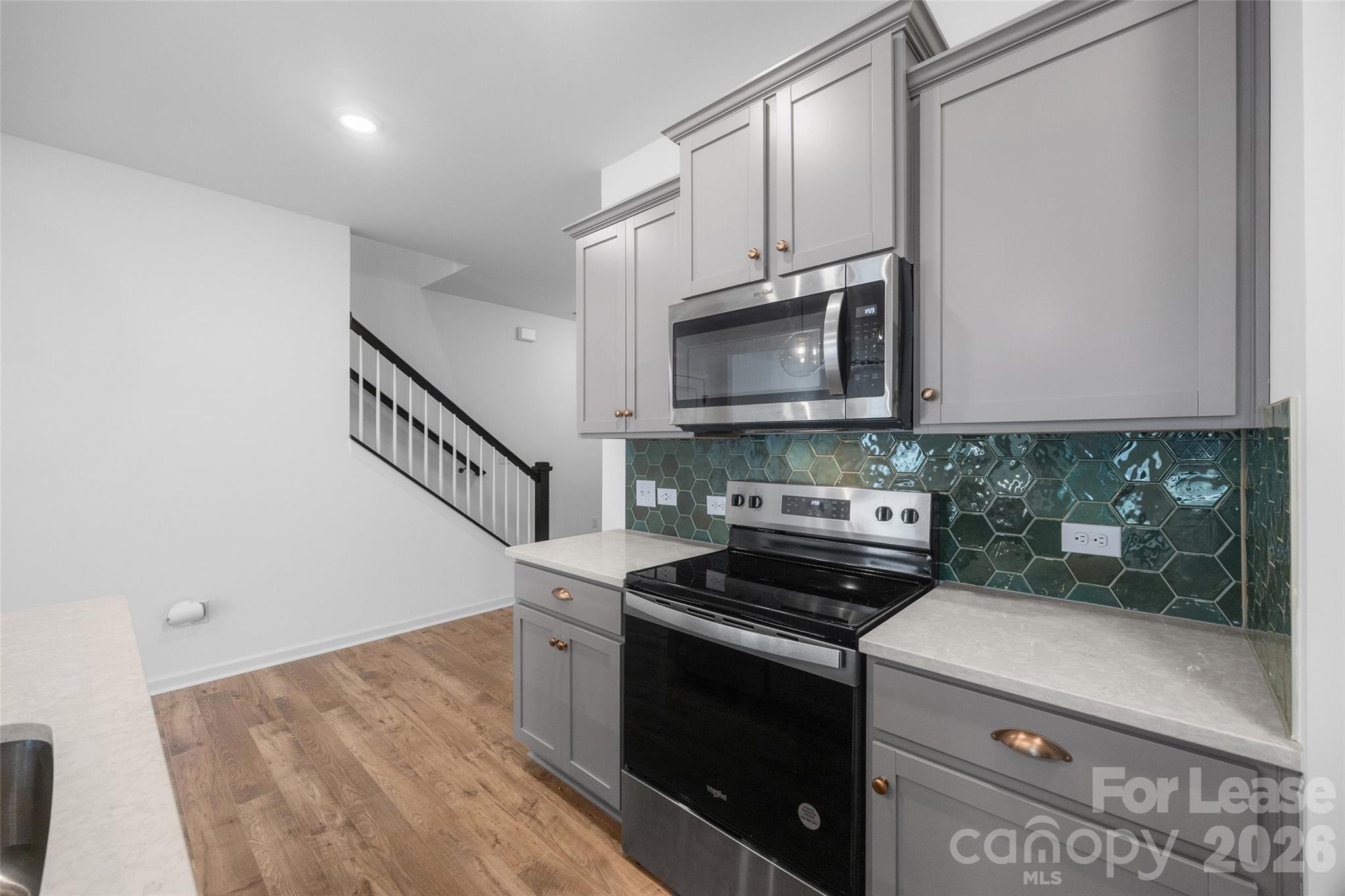 328 Drawbar Drive