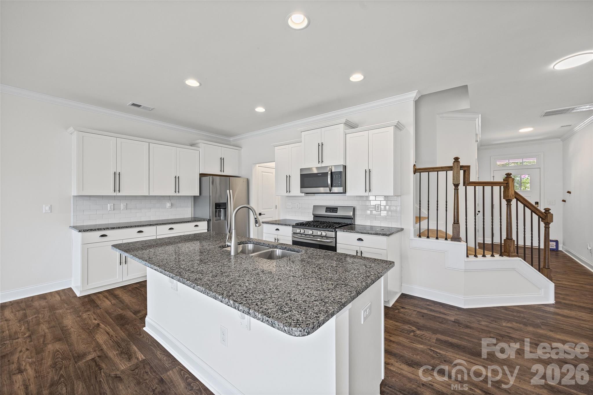 1093 Chicory Trace