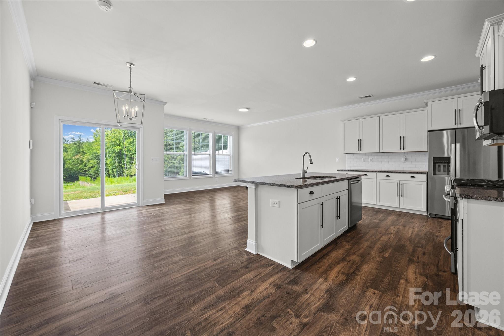 1093 Chicory Trace