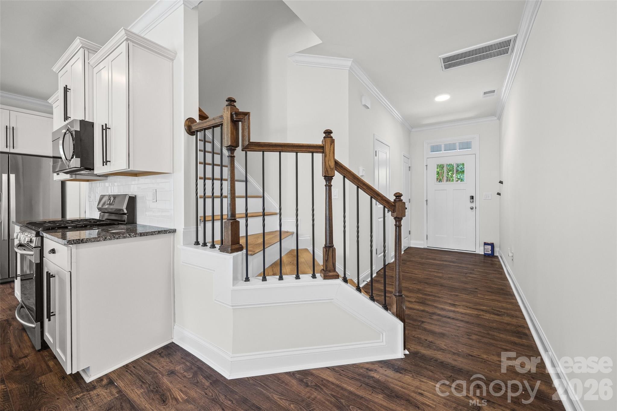 1093 Chicory Trace
