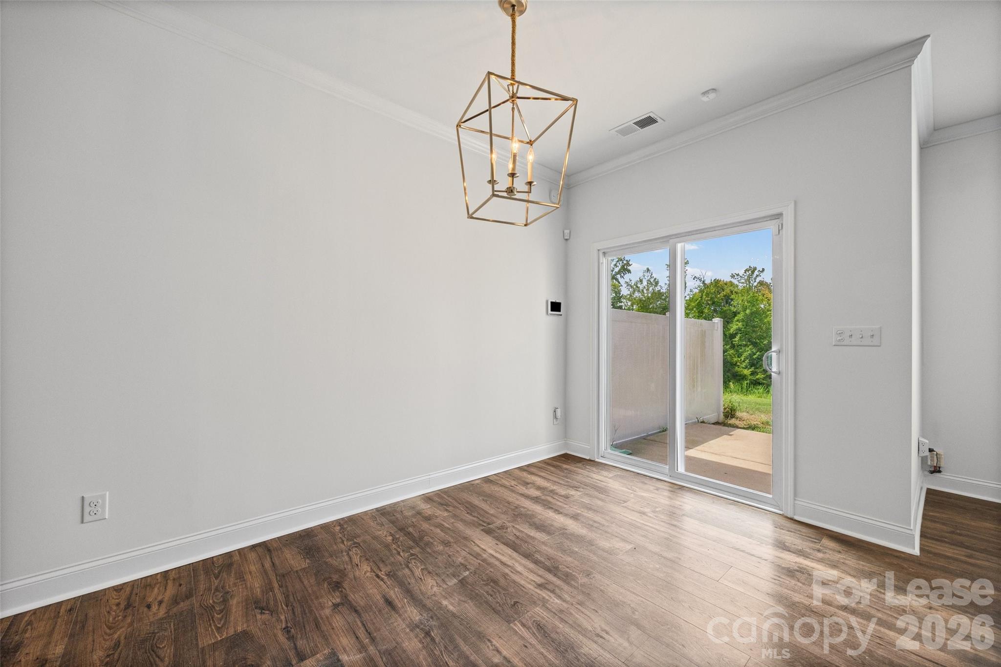 1093 Chicory Trace