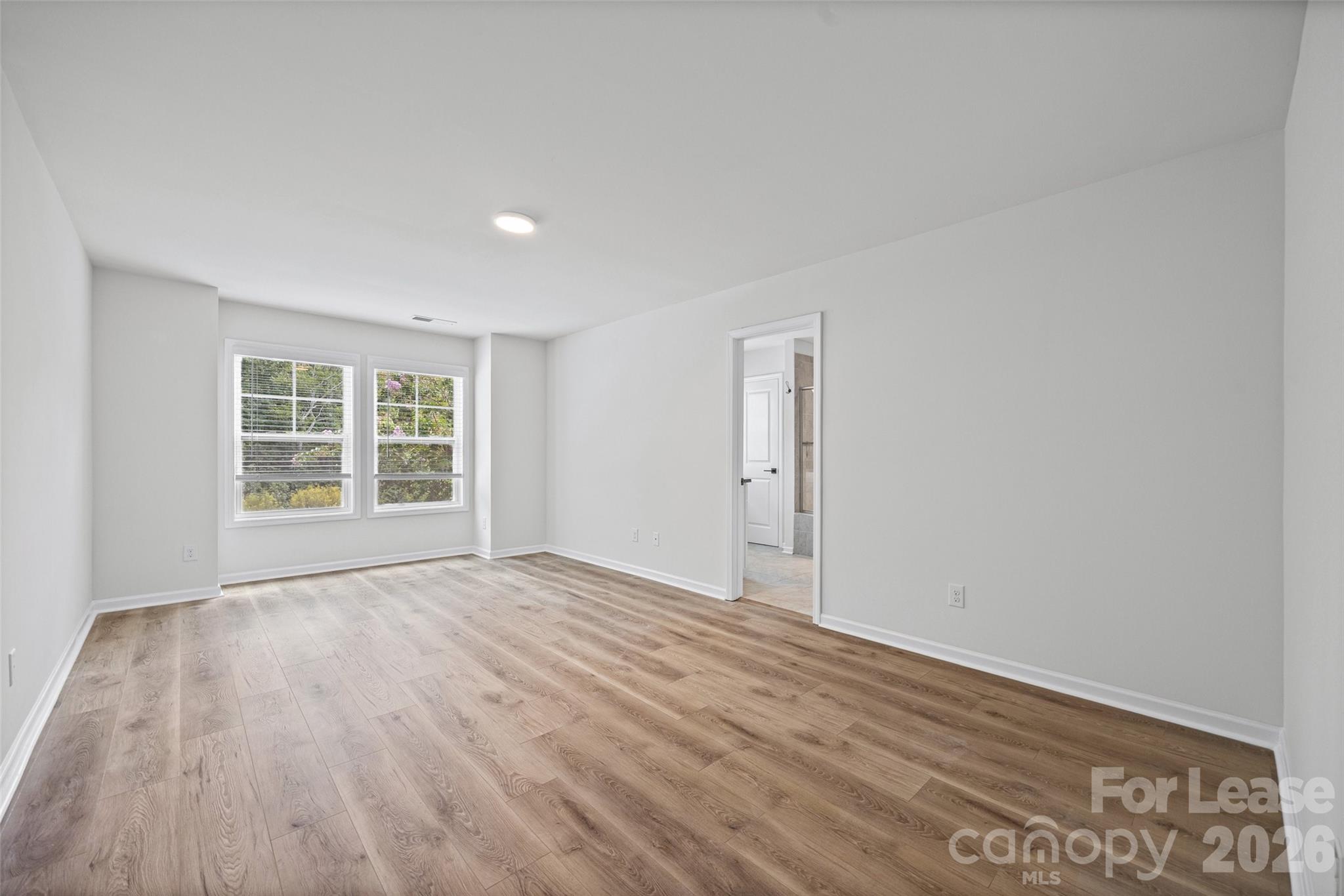 1093 Chicory Trace
