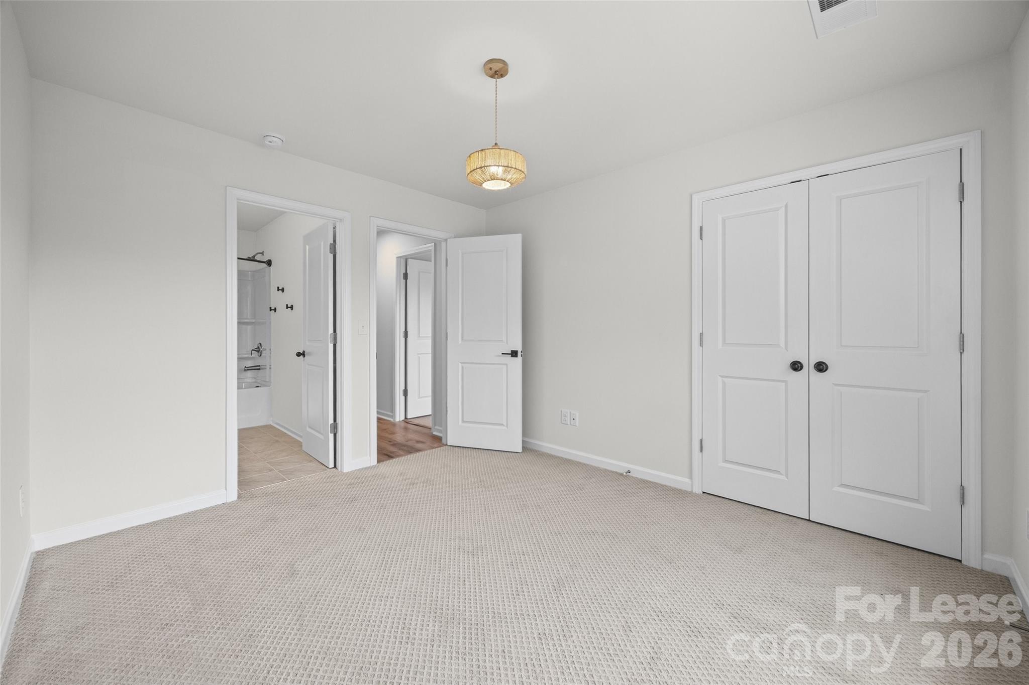 1093 Chicory Trace