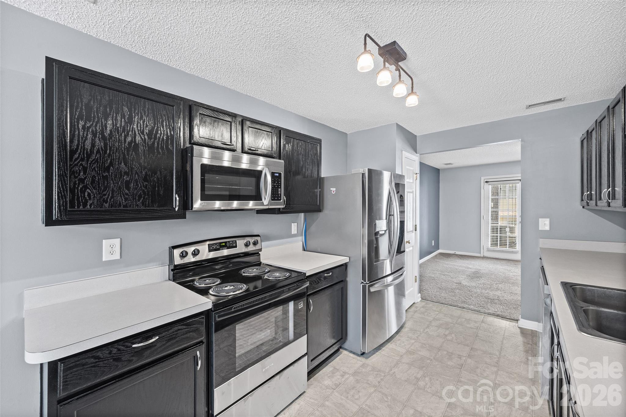 3240 Barons Court Road