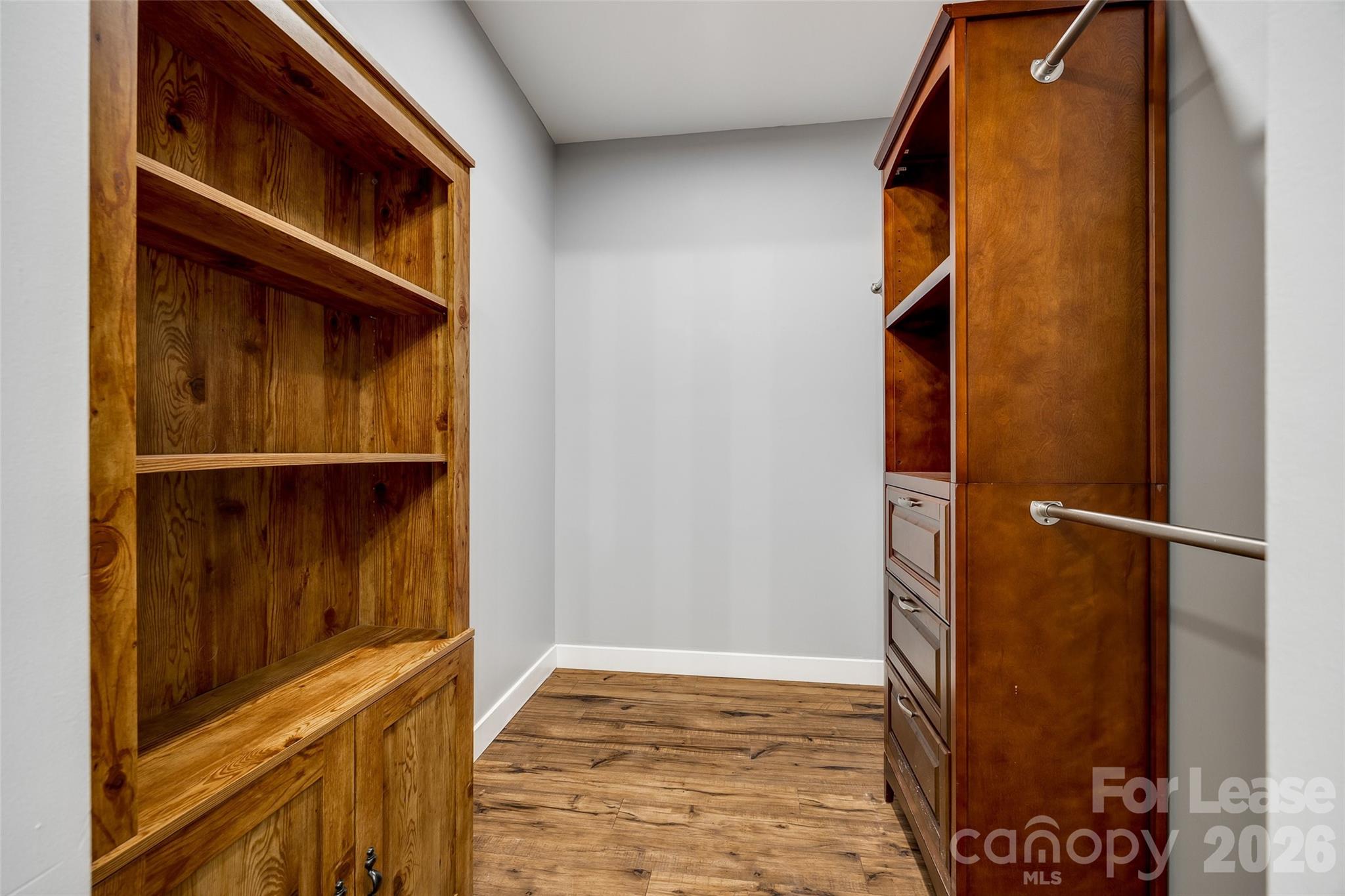 440 Battery Circle