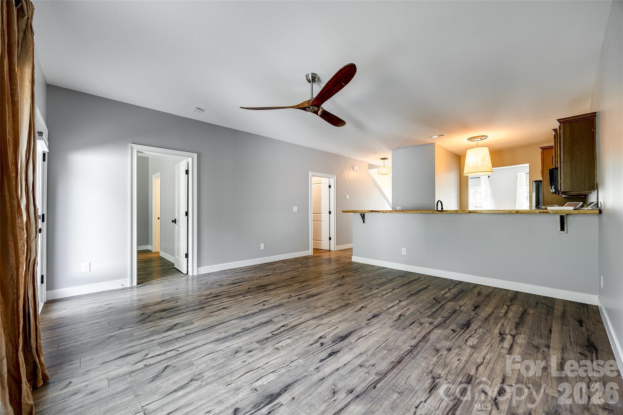 440 Battery Circle