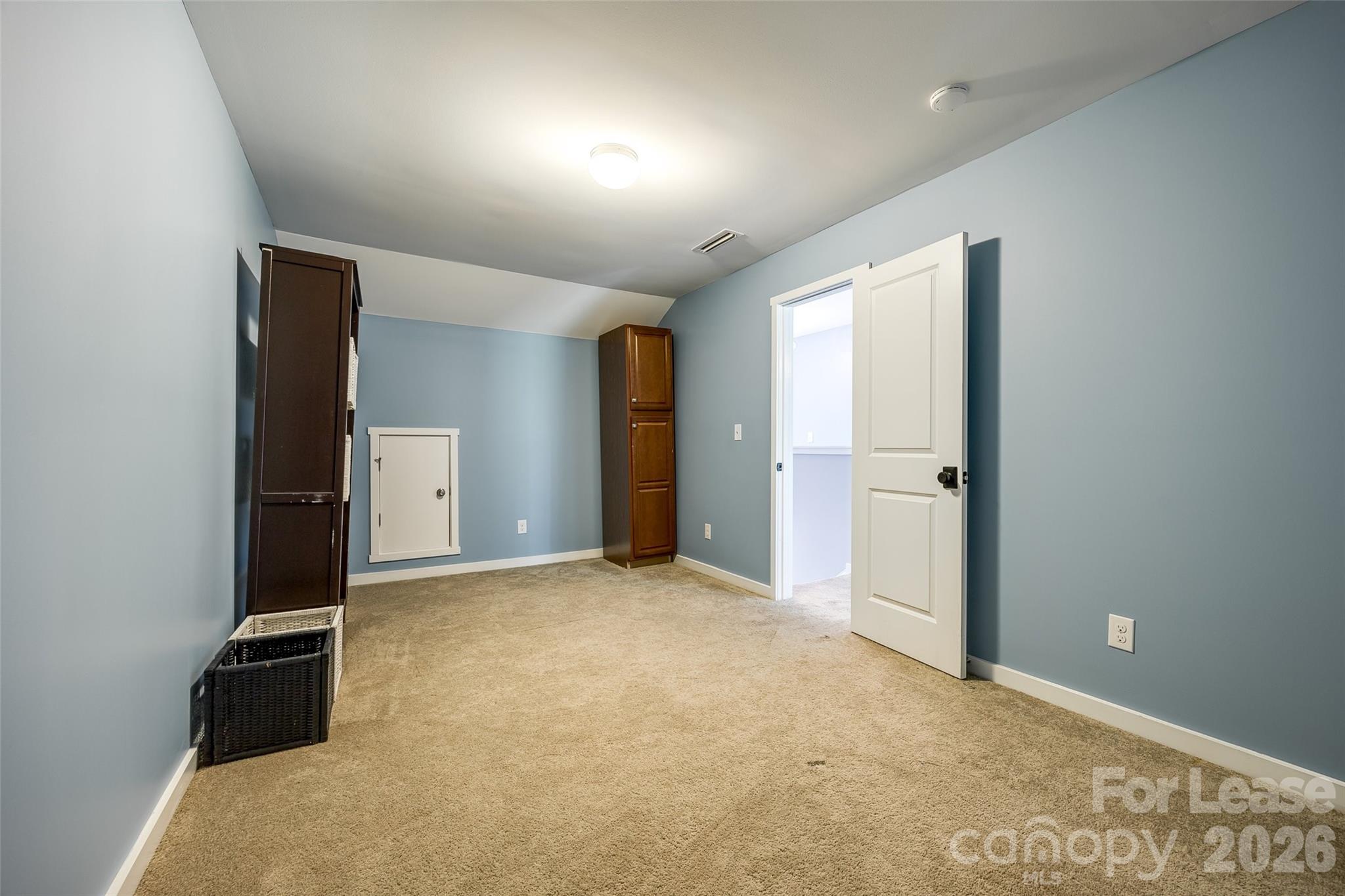 440 Battery Circle