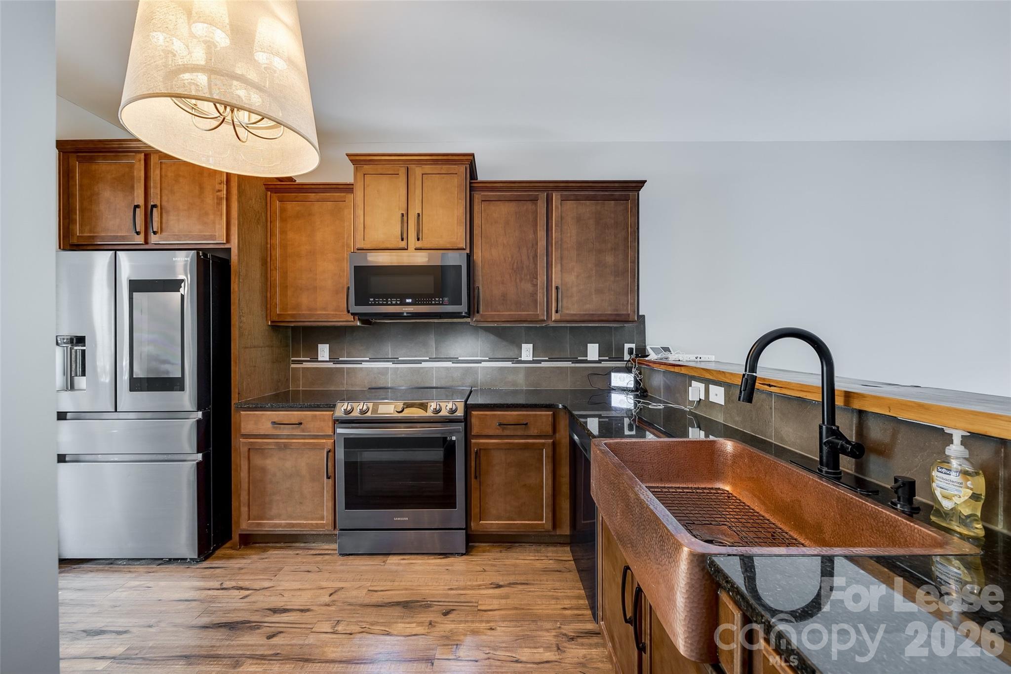 440 Battery Circle