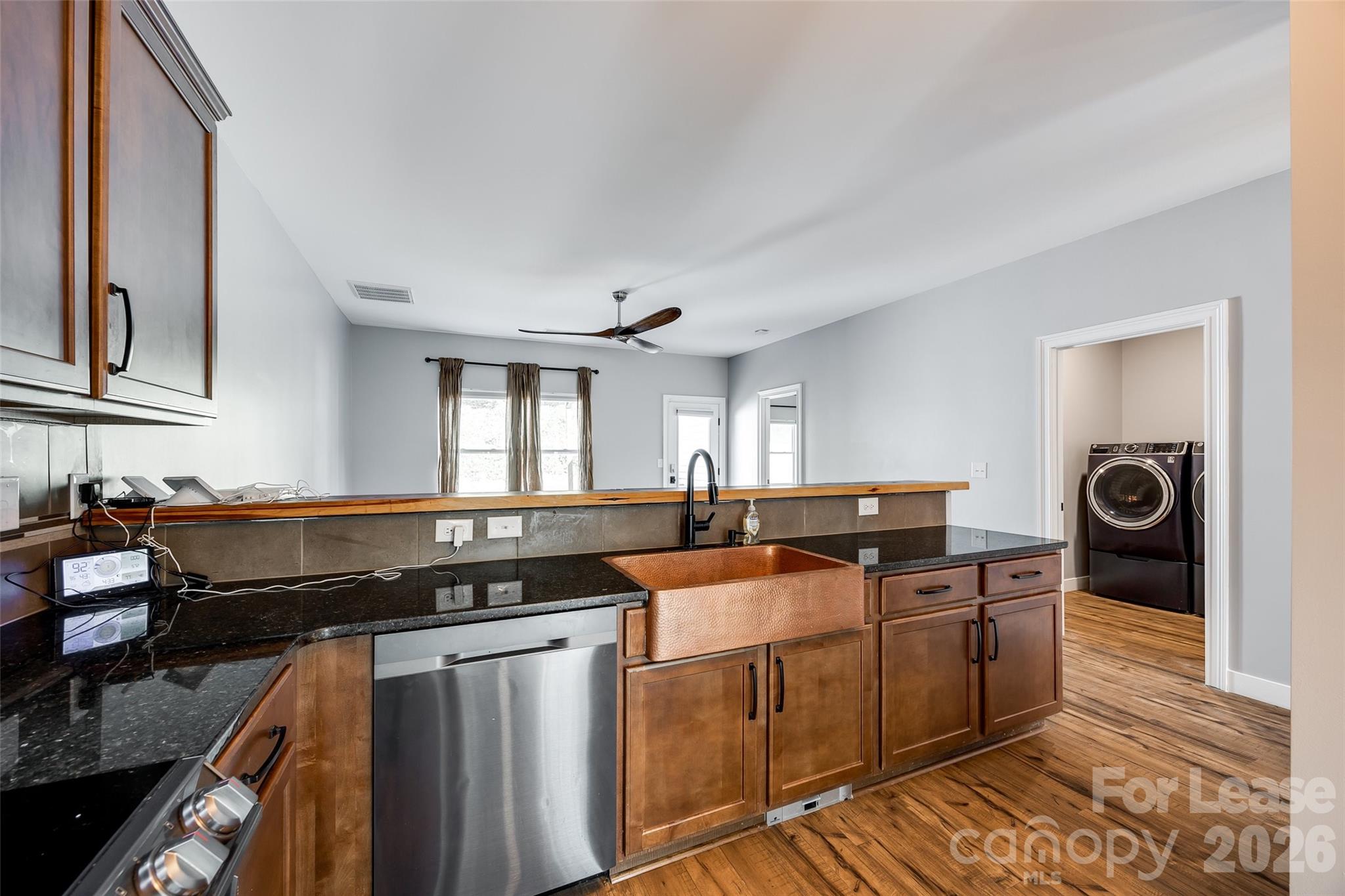 440 Battery Circle