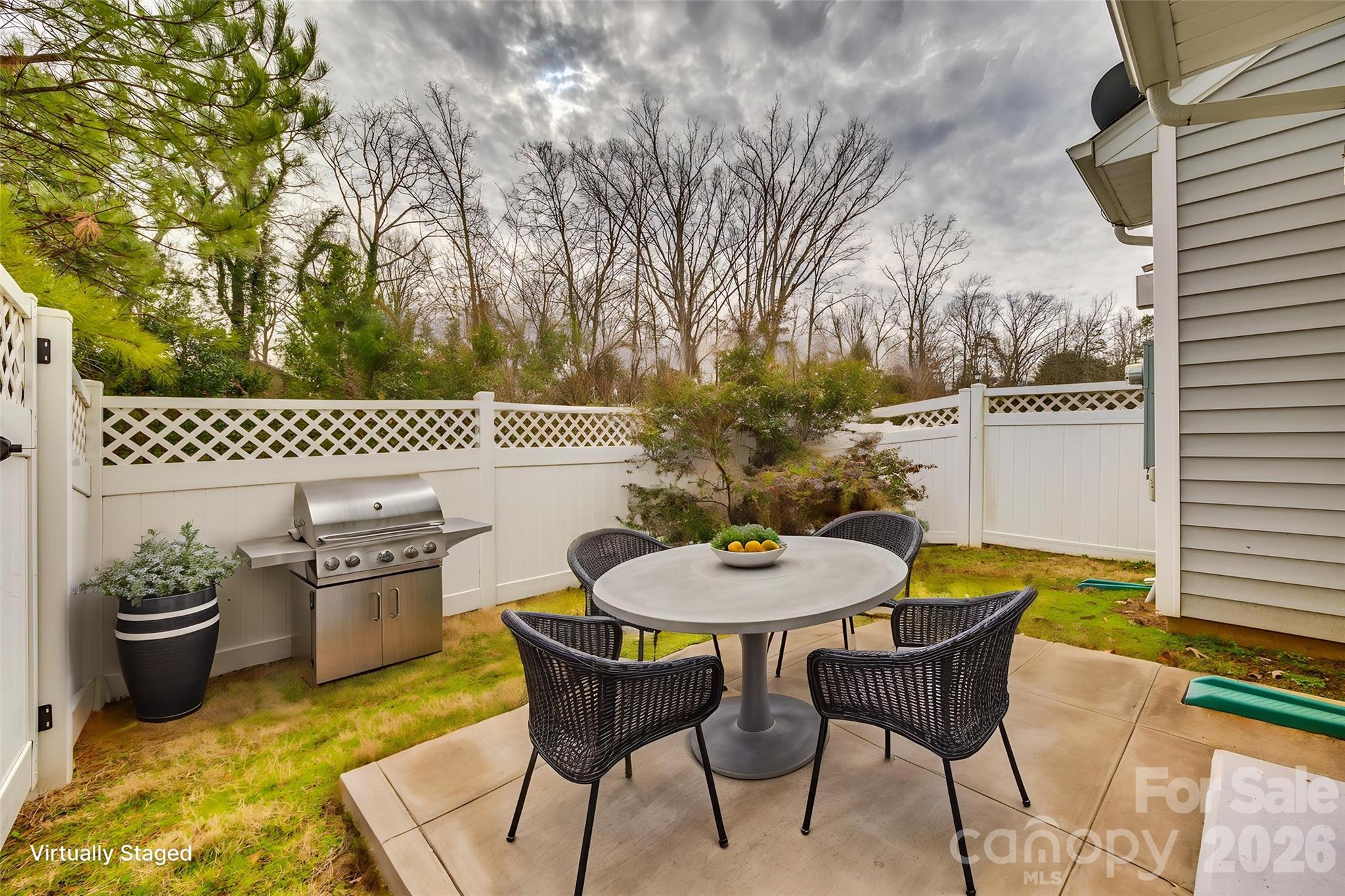 13815 Singleleaf Lane