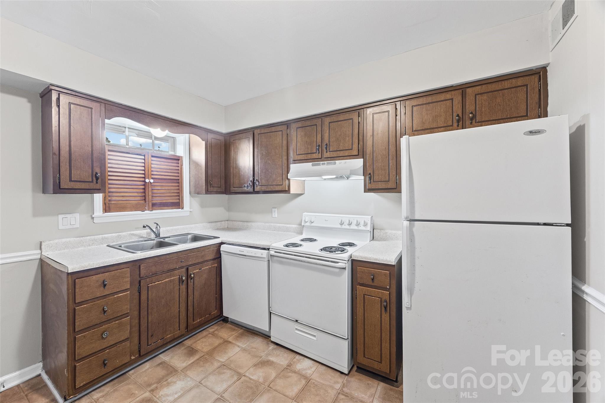5805 Hunting Ridge Lane Unit: H