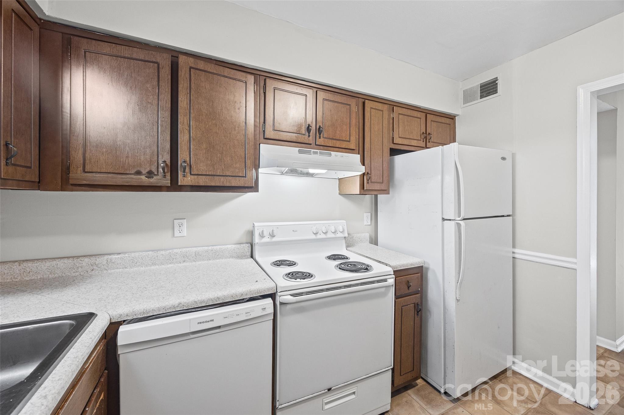 5805 Hunting Ridge Lane Unit: H