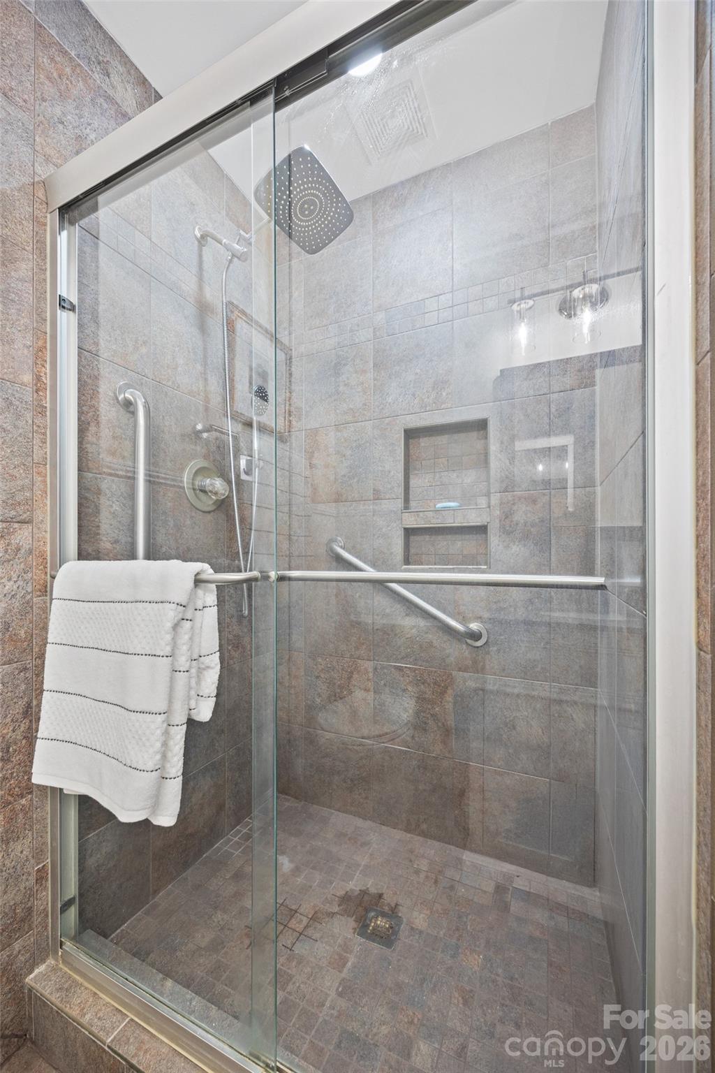 4324 Hickory Hollow Road
