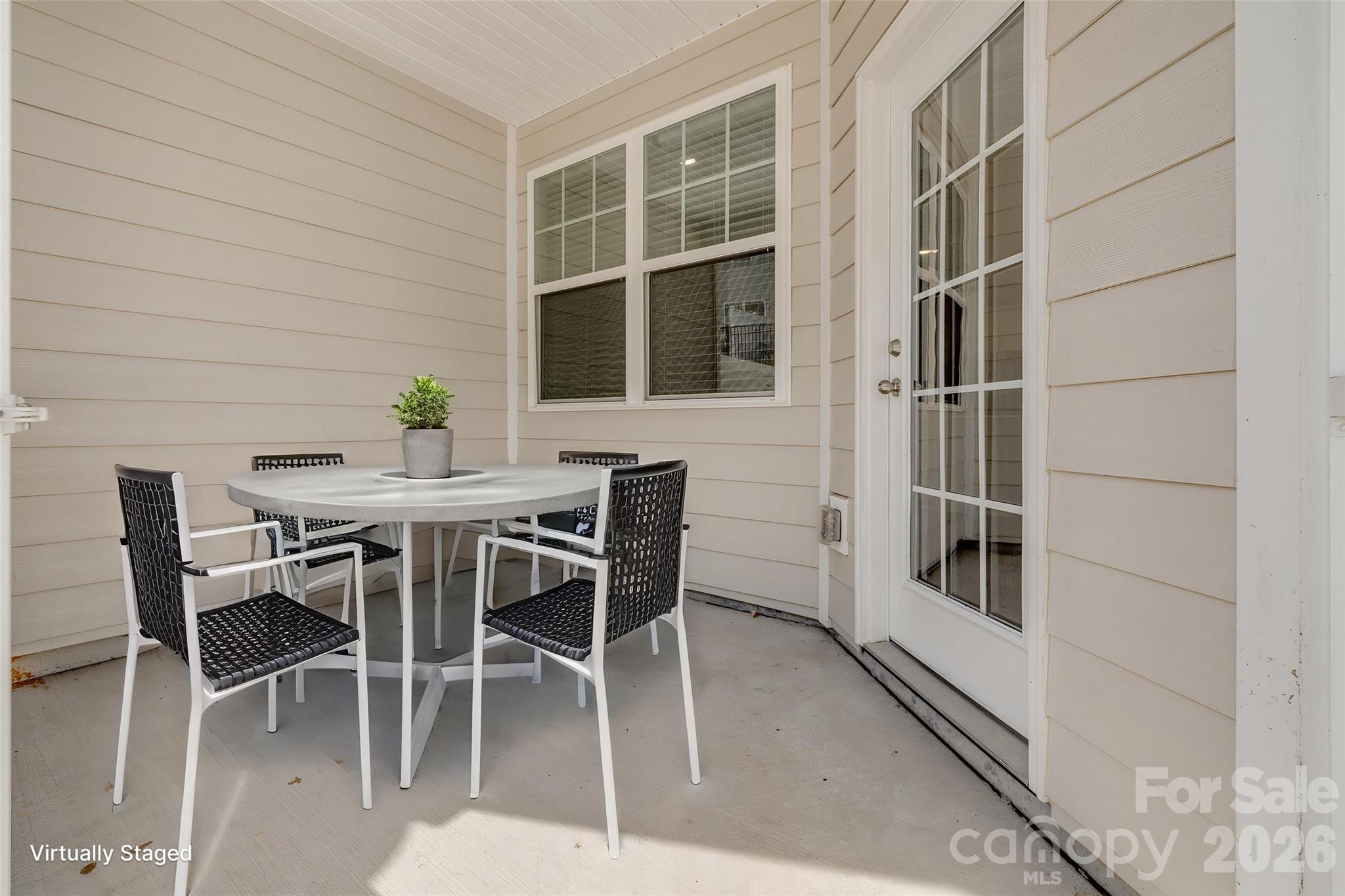 807 Gable Oak Lane