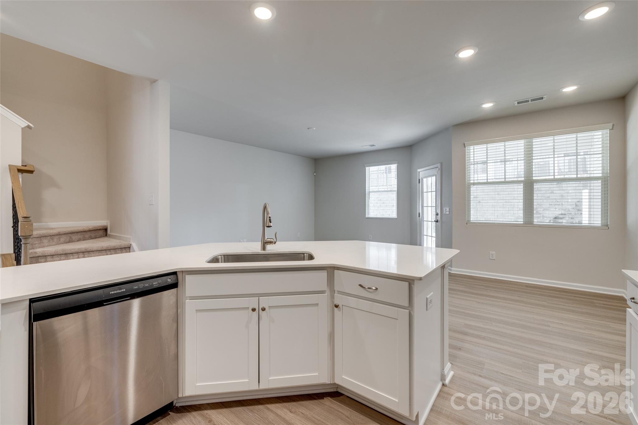 807 Gable Oak Lane