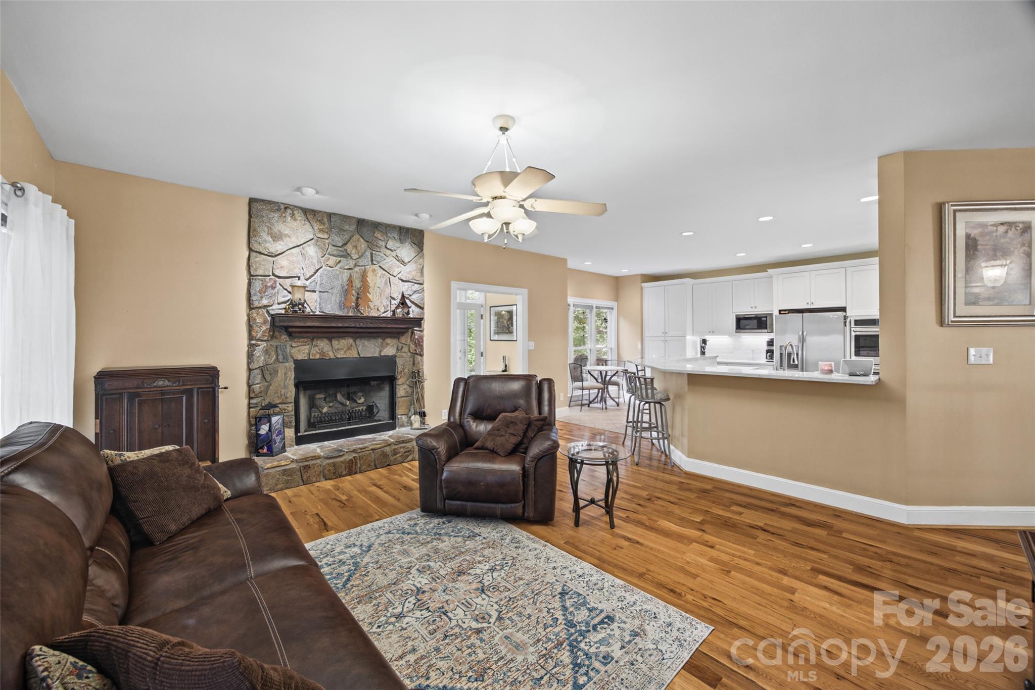 4714 Gum Lane