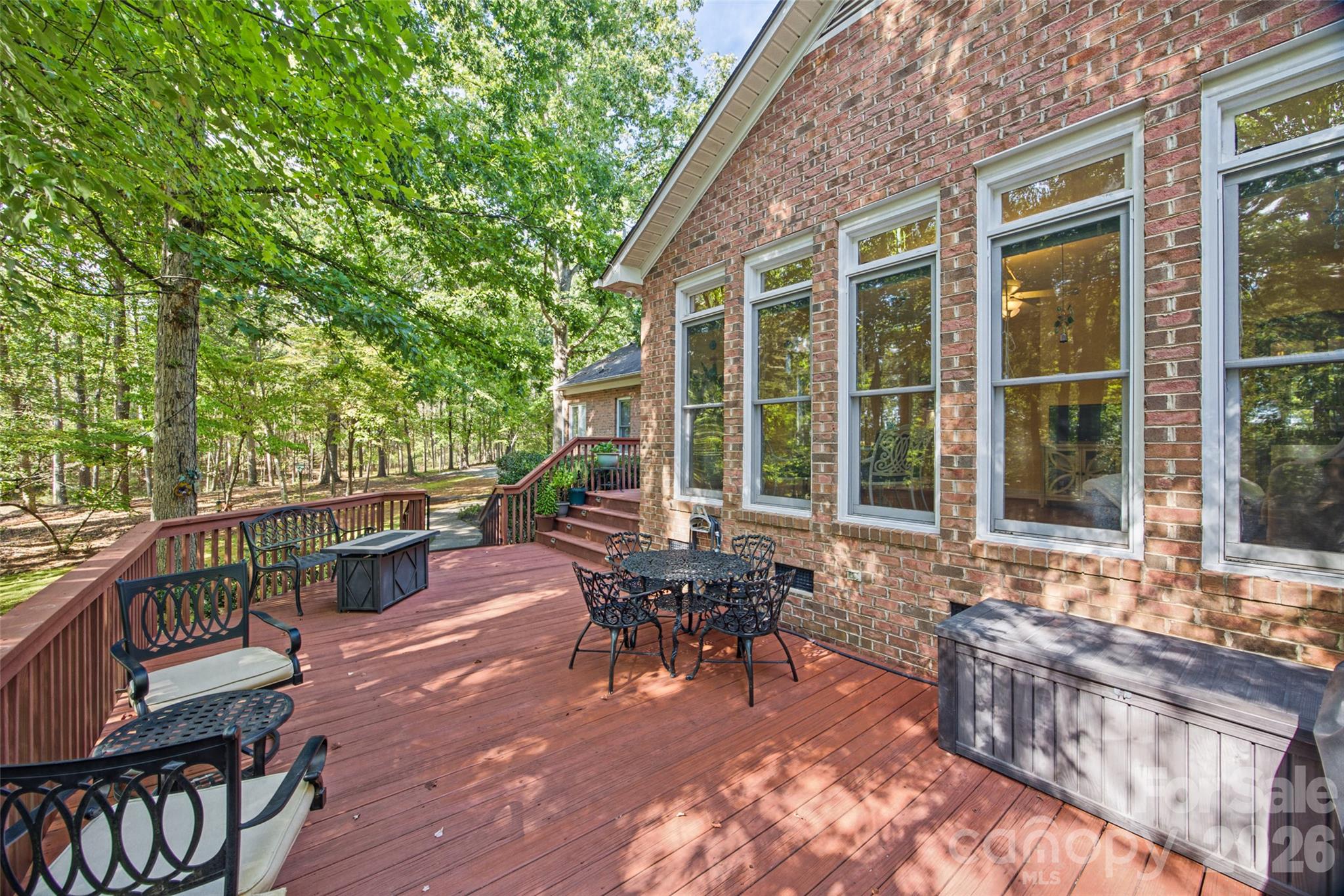 4714 Gum Lane
