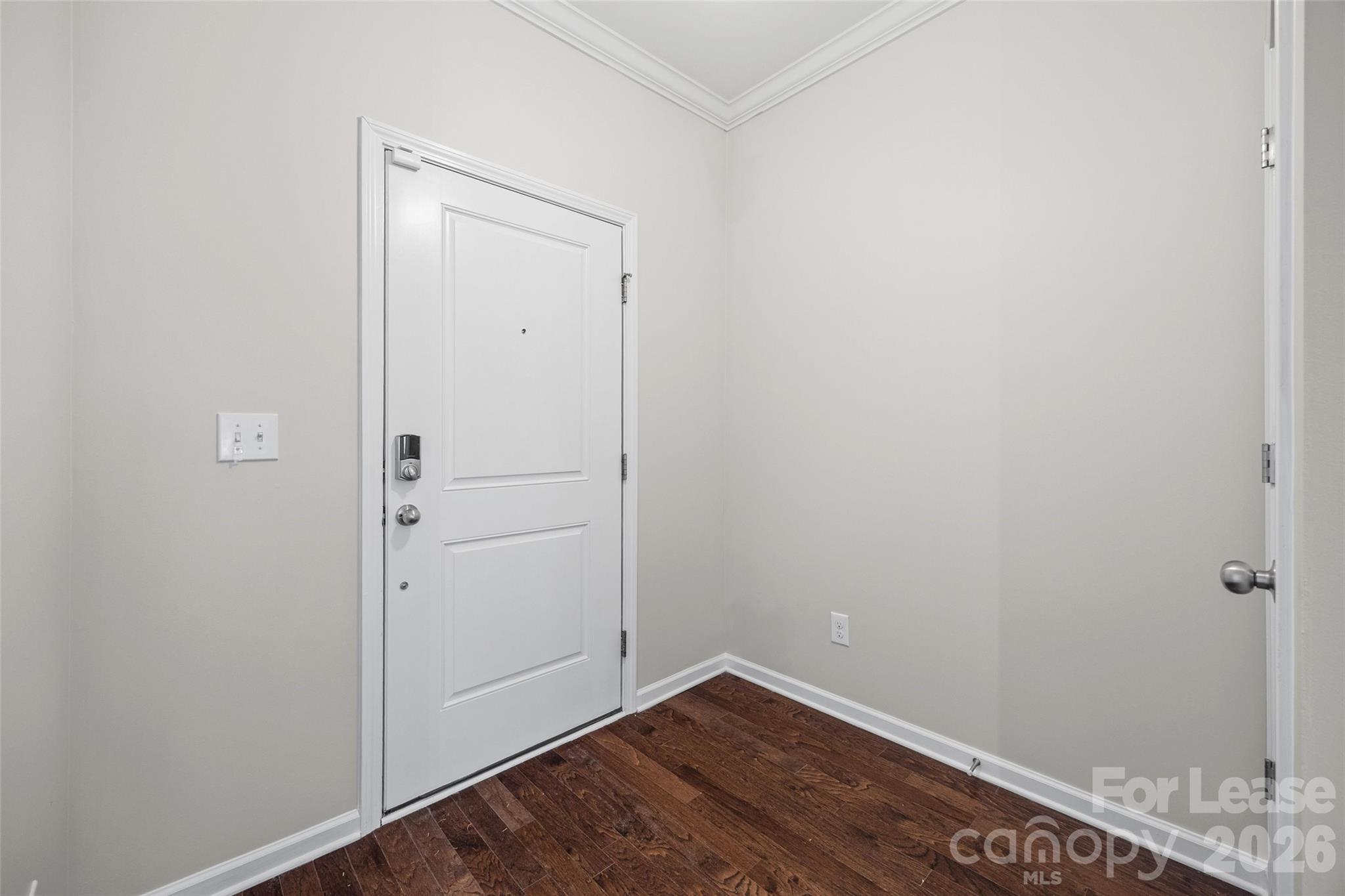 2437 Grinstead Court