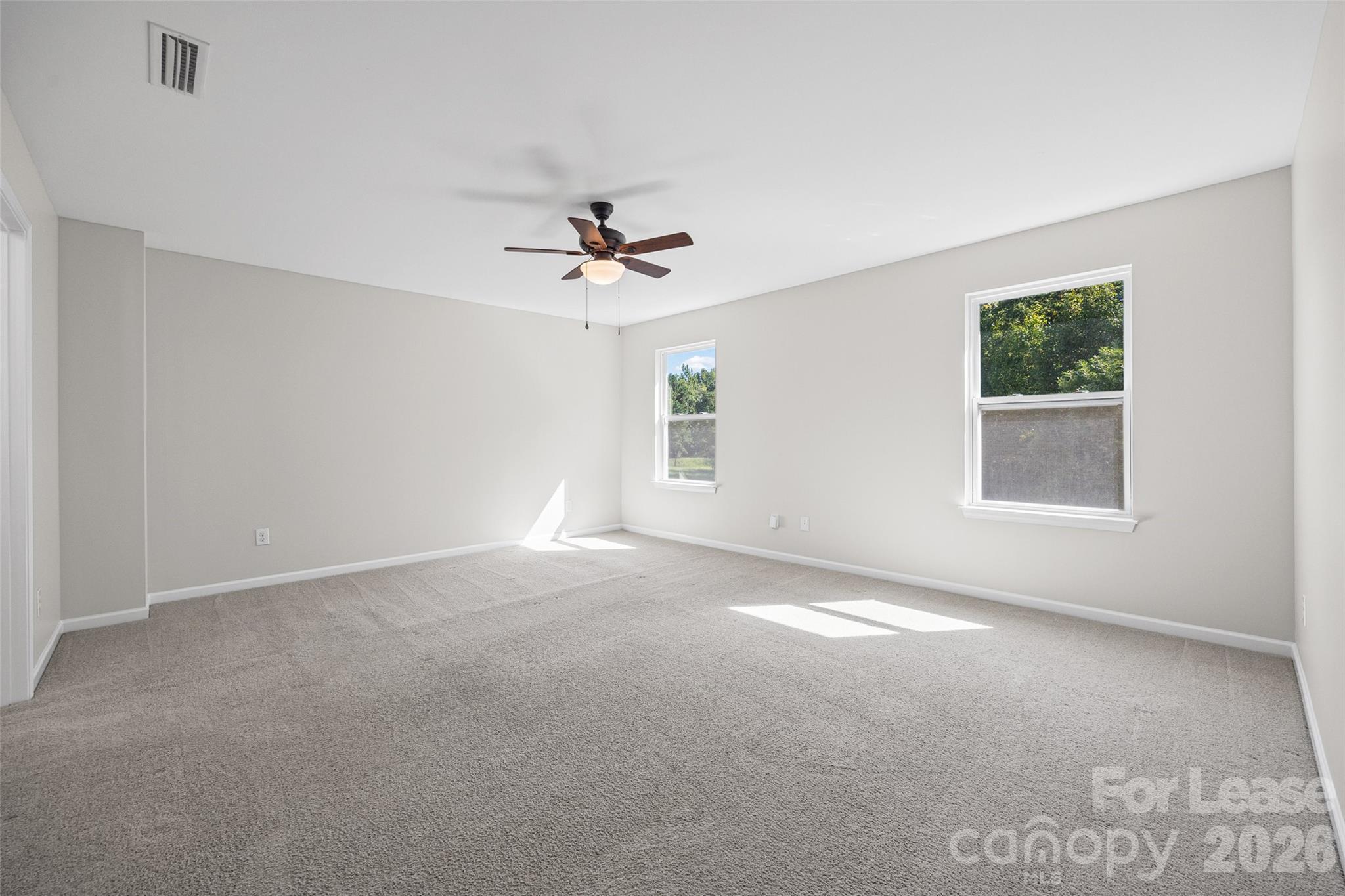 2437 Grinstead Court