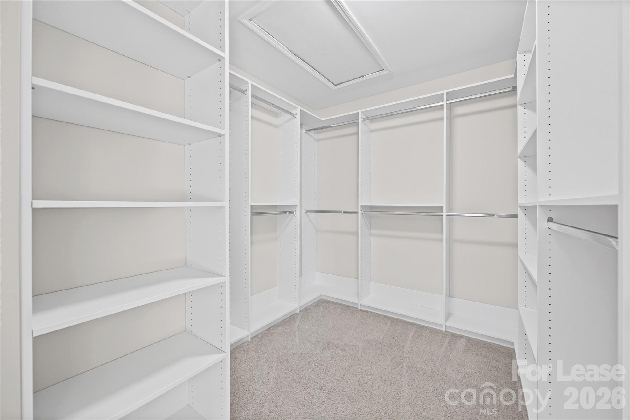 2437 Grinstead Court