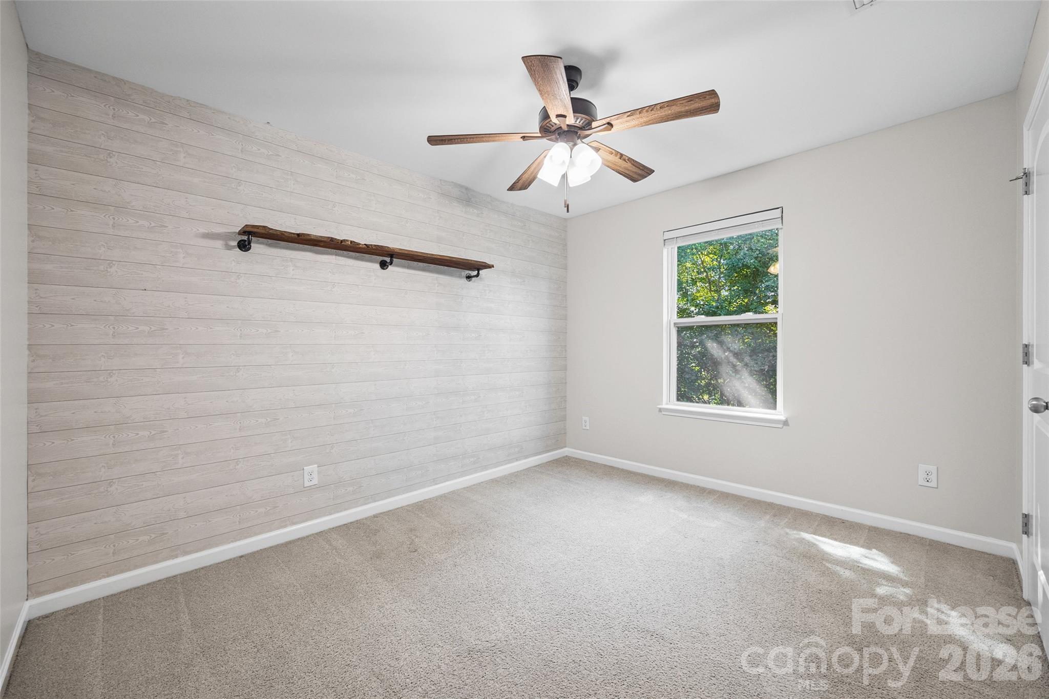 2437 Grinstead Court