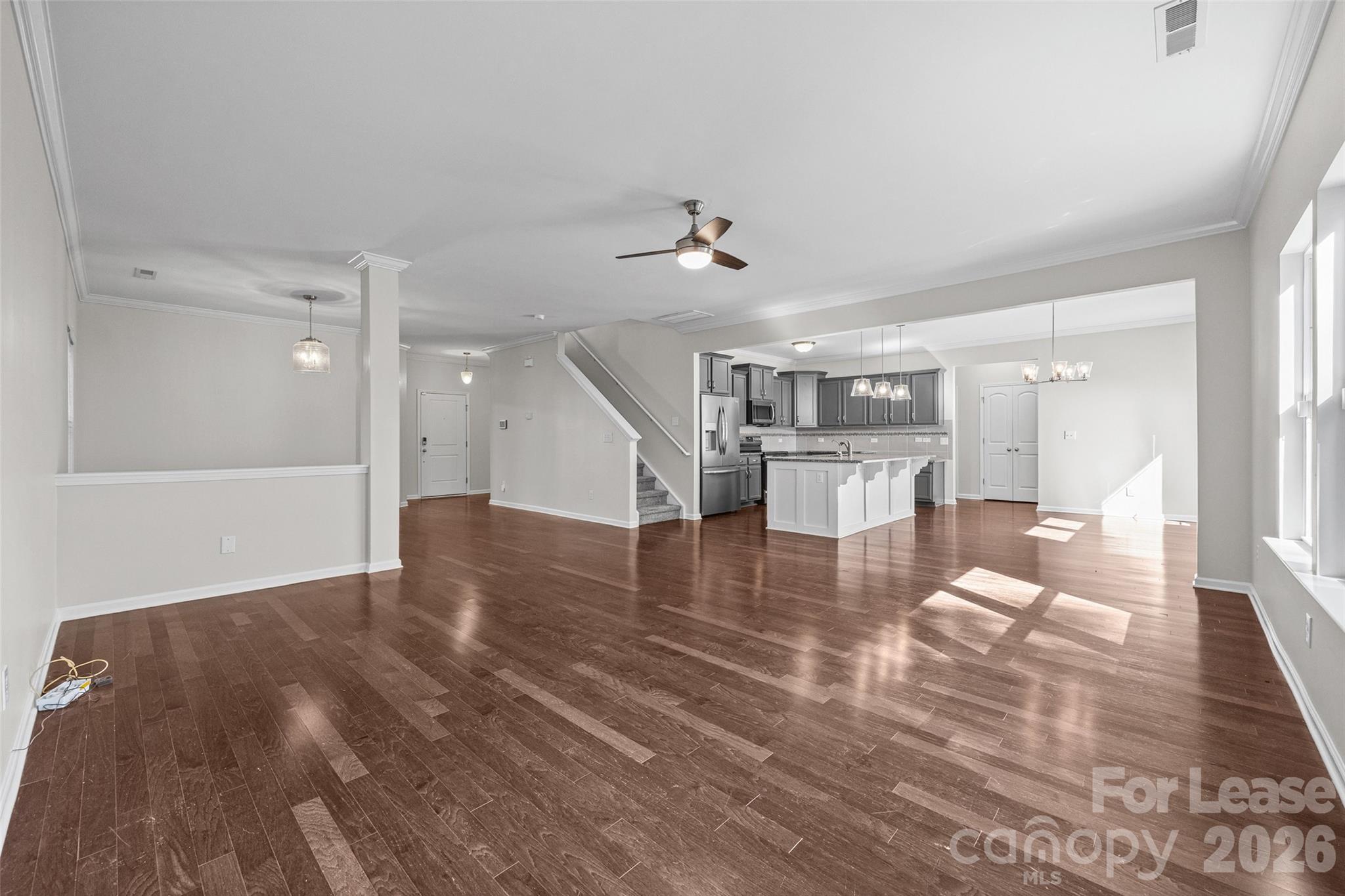 2437 Grinstead Court