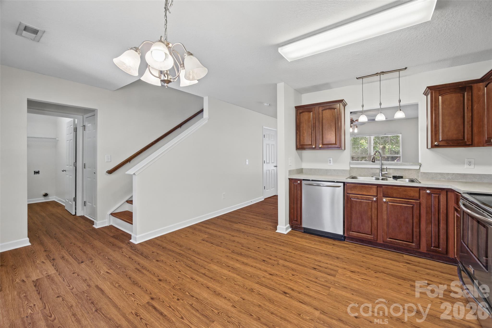 255 Evergreen Road