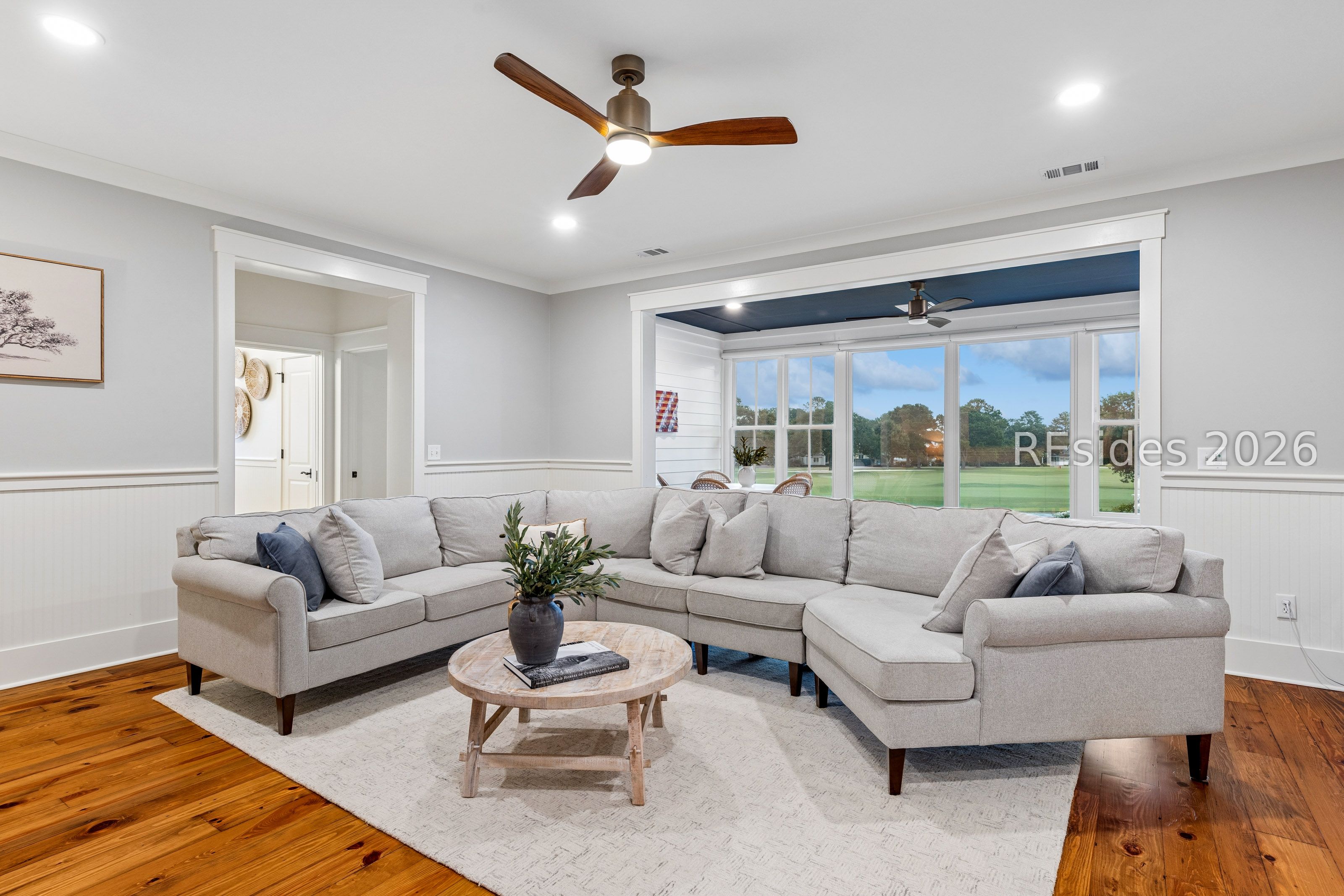 8 Old Oak Road