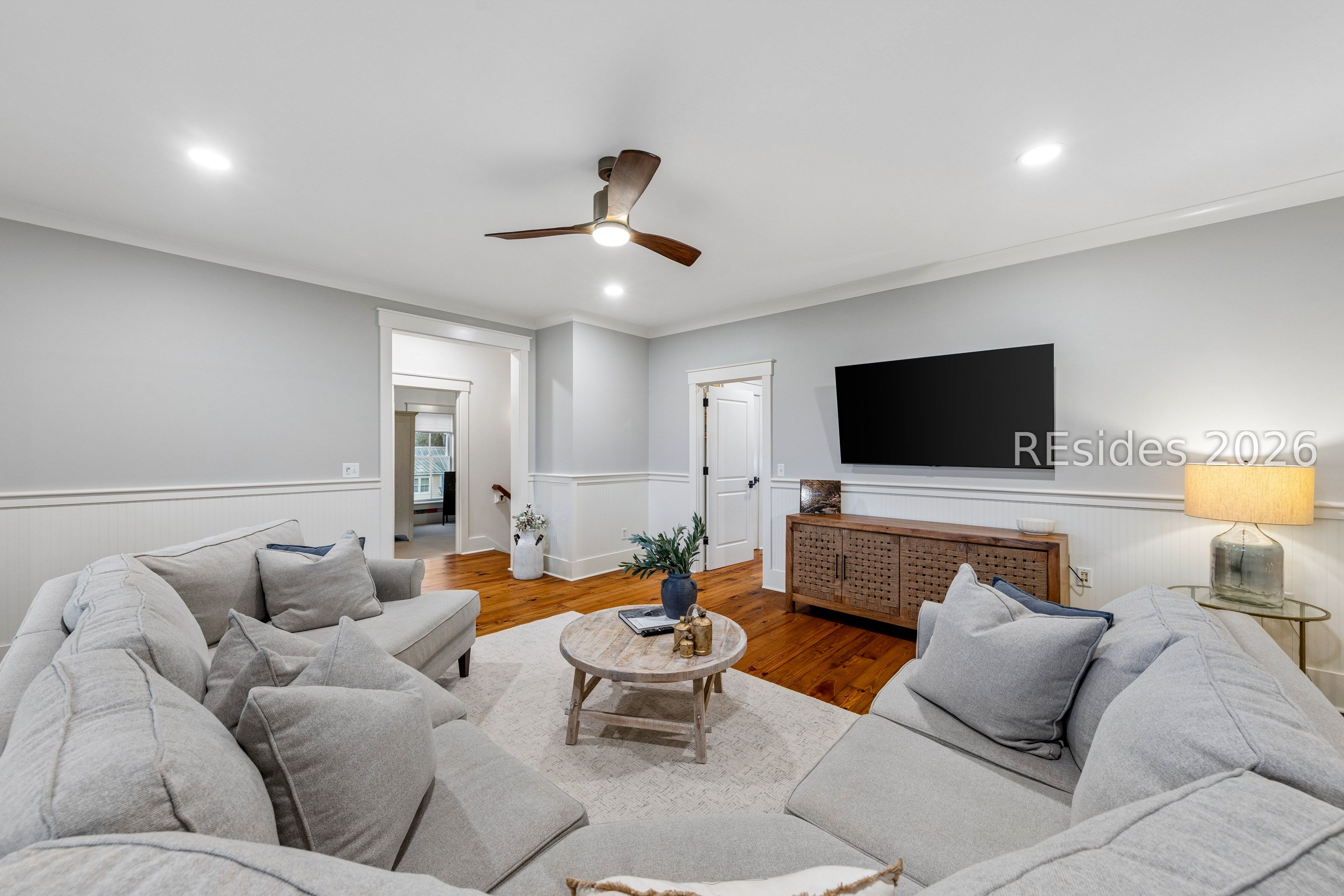 8 Old Oak Road