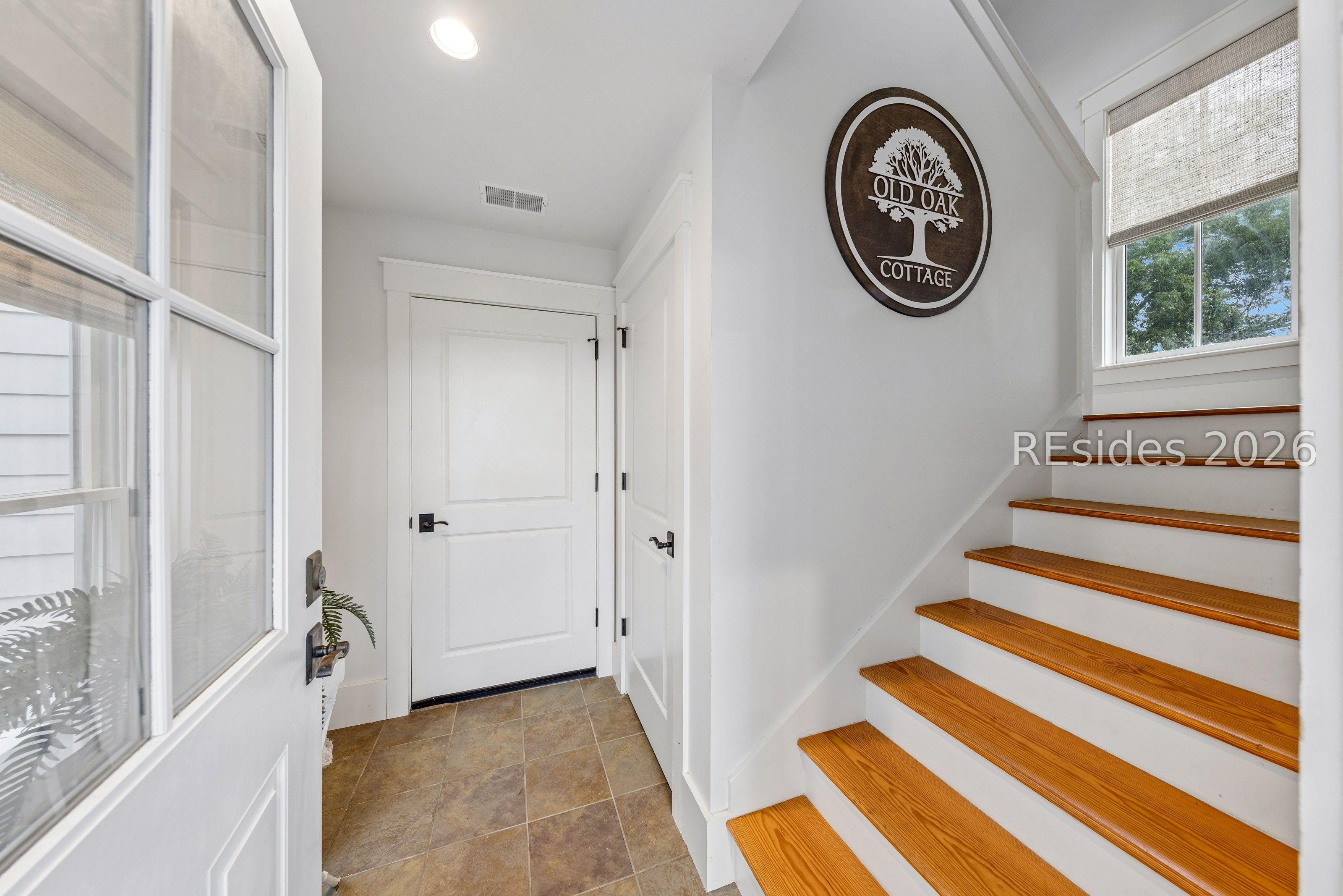 8 Old Oak Road