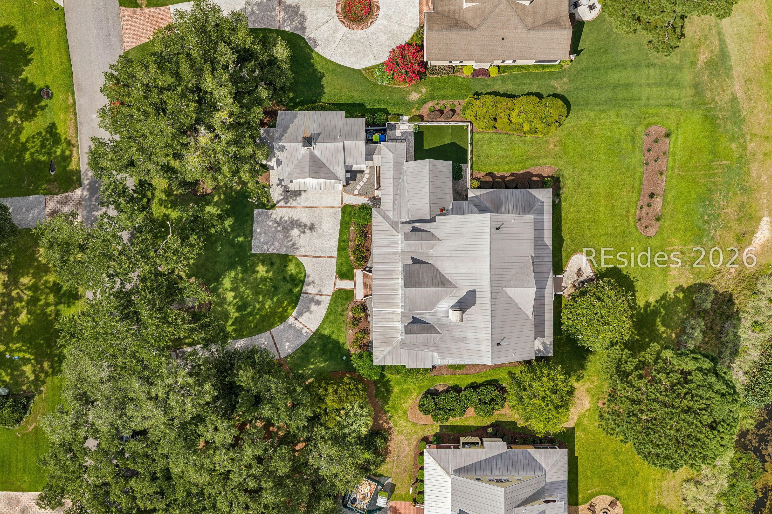 8 Old Oak Road