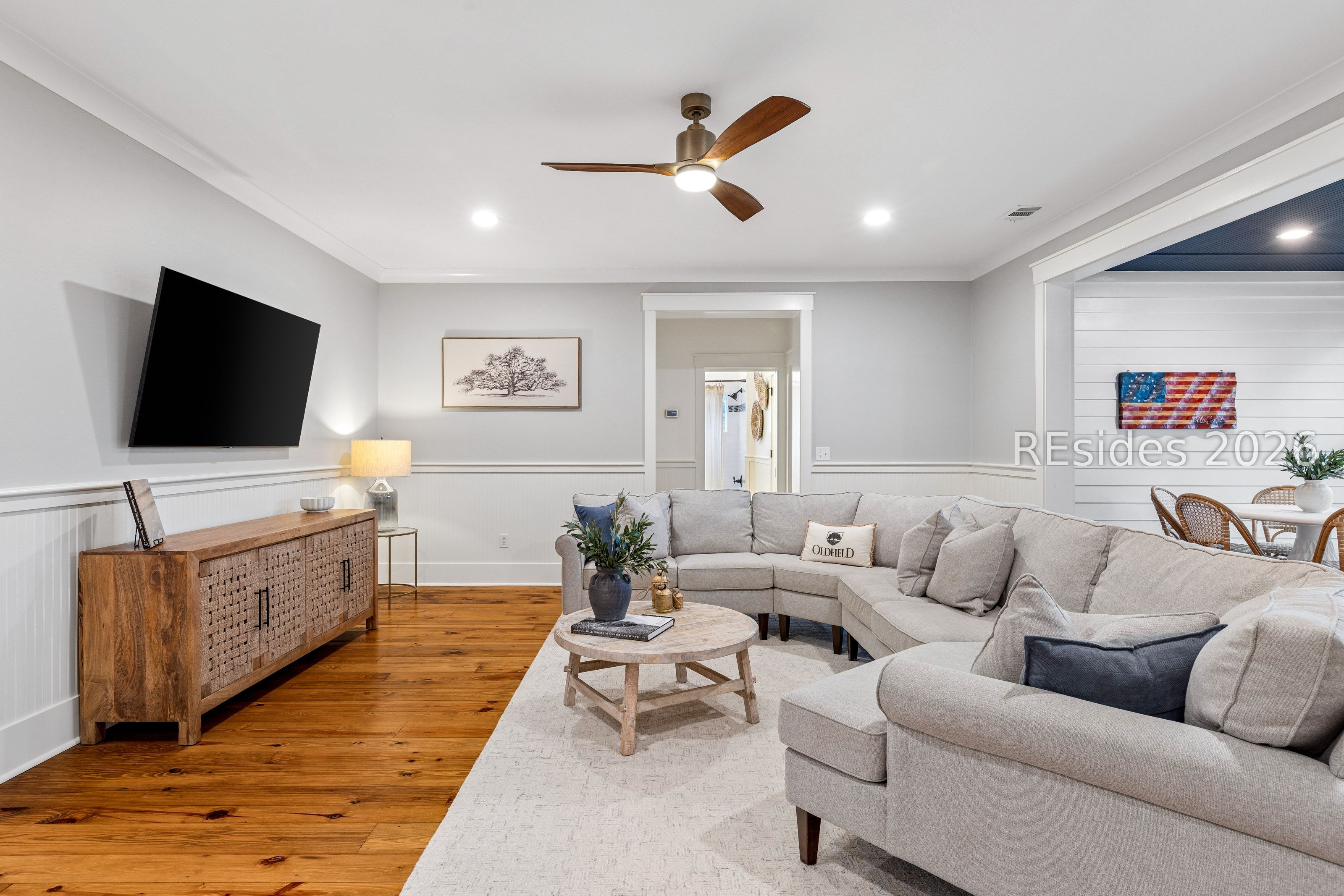 8 Old Oak Road